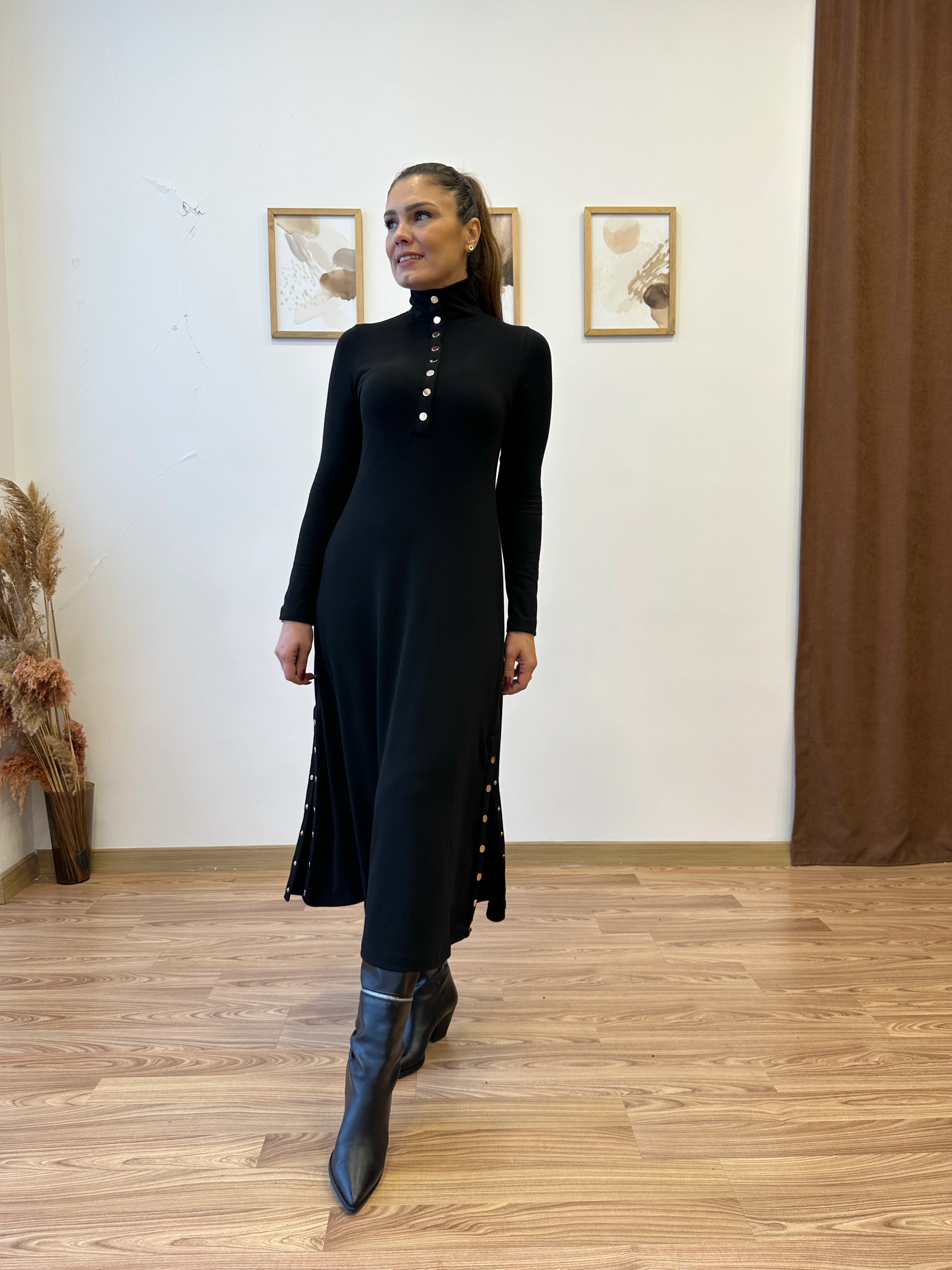 Çıtçıt Detaylı Uzun Triko Elbise