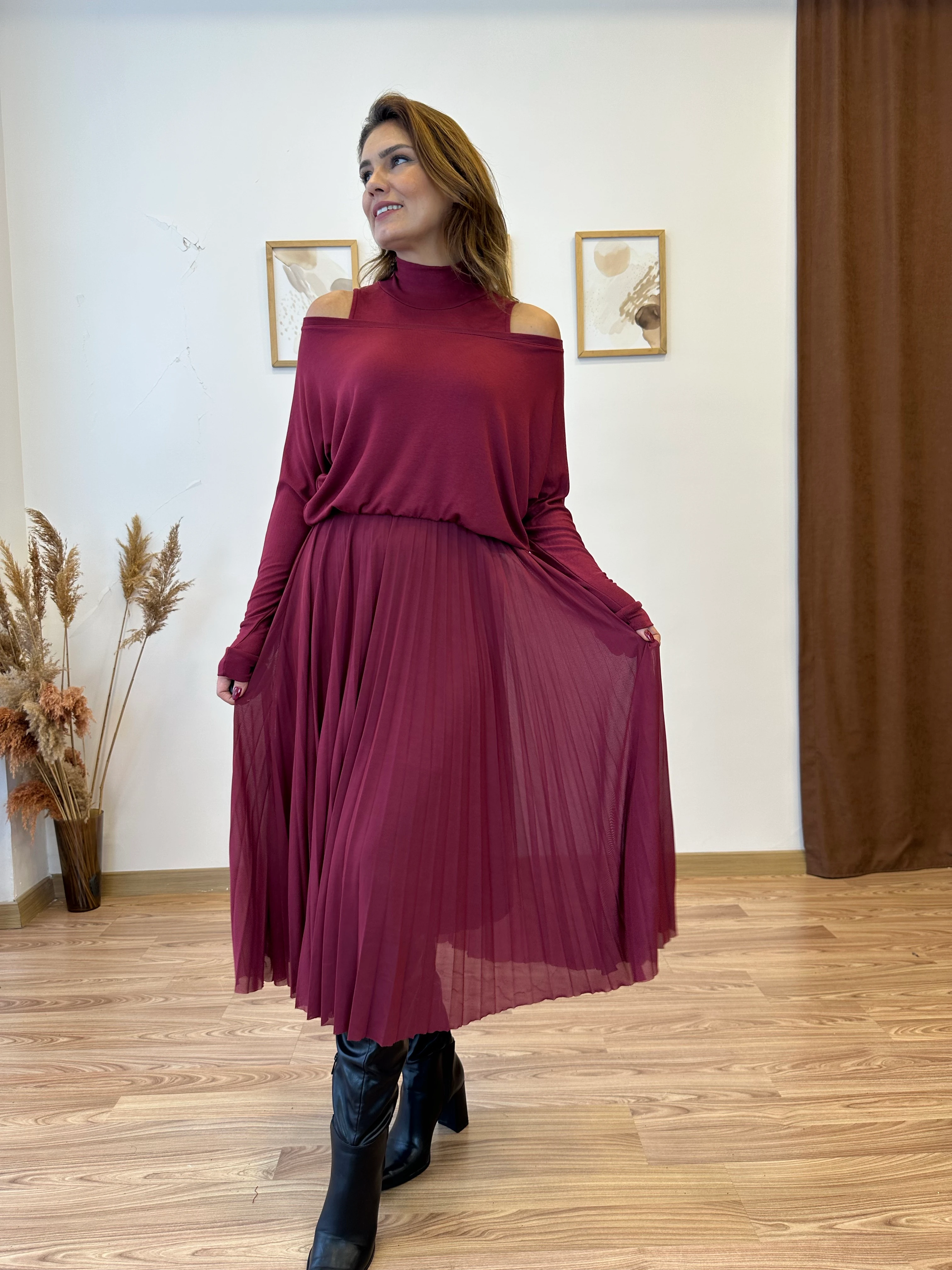 Boğazlı Piliseli İkili Elbise