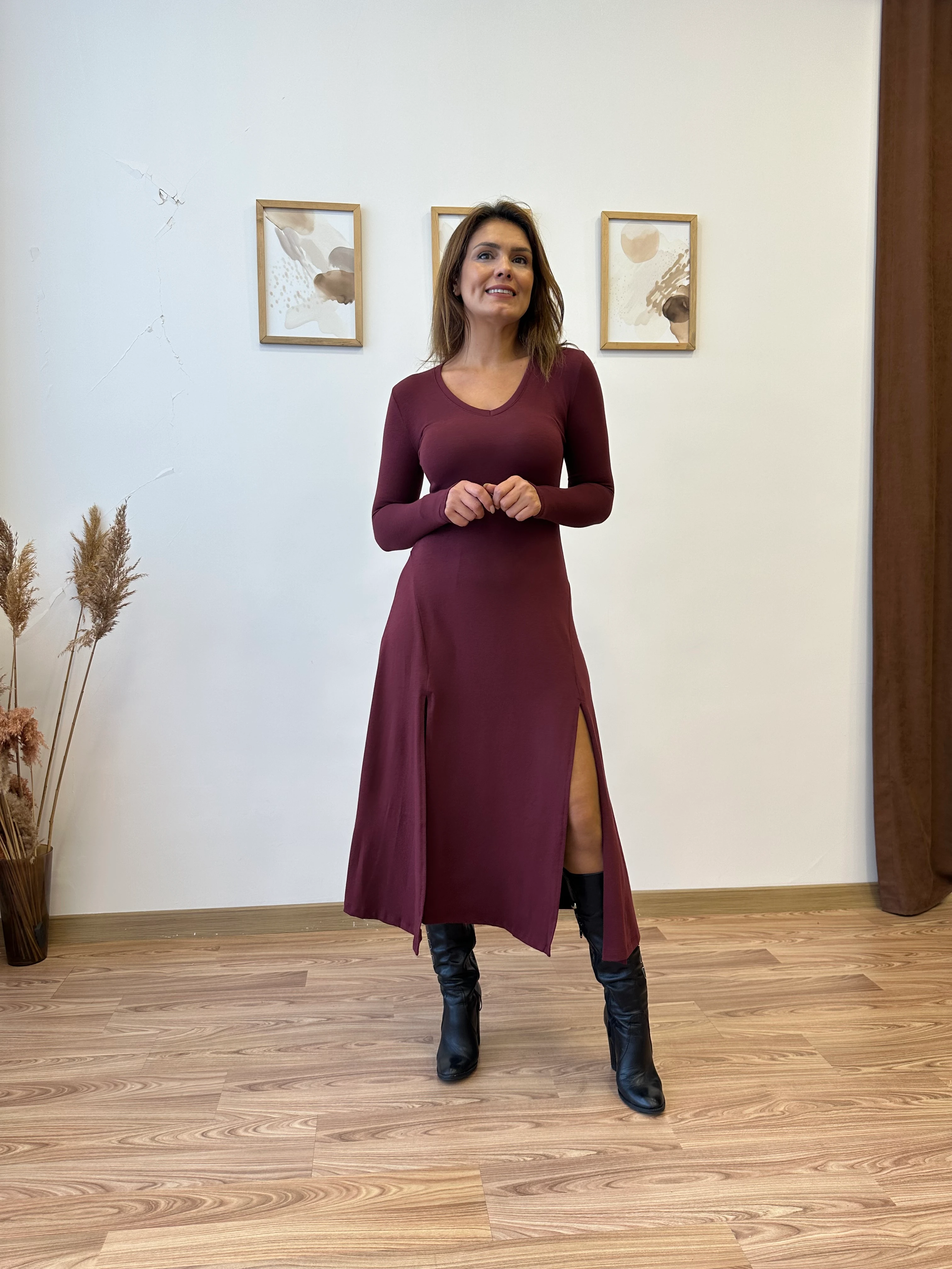 Çift Yırtmaçlı Midi Elbise