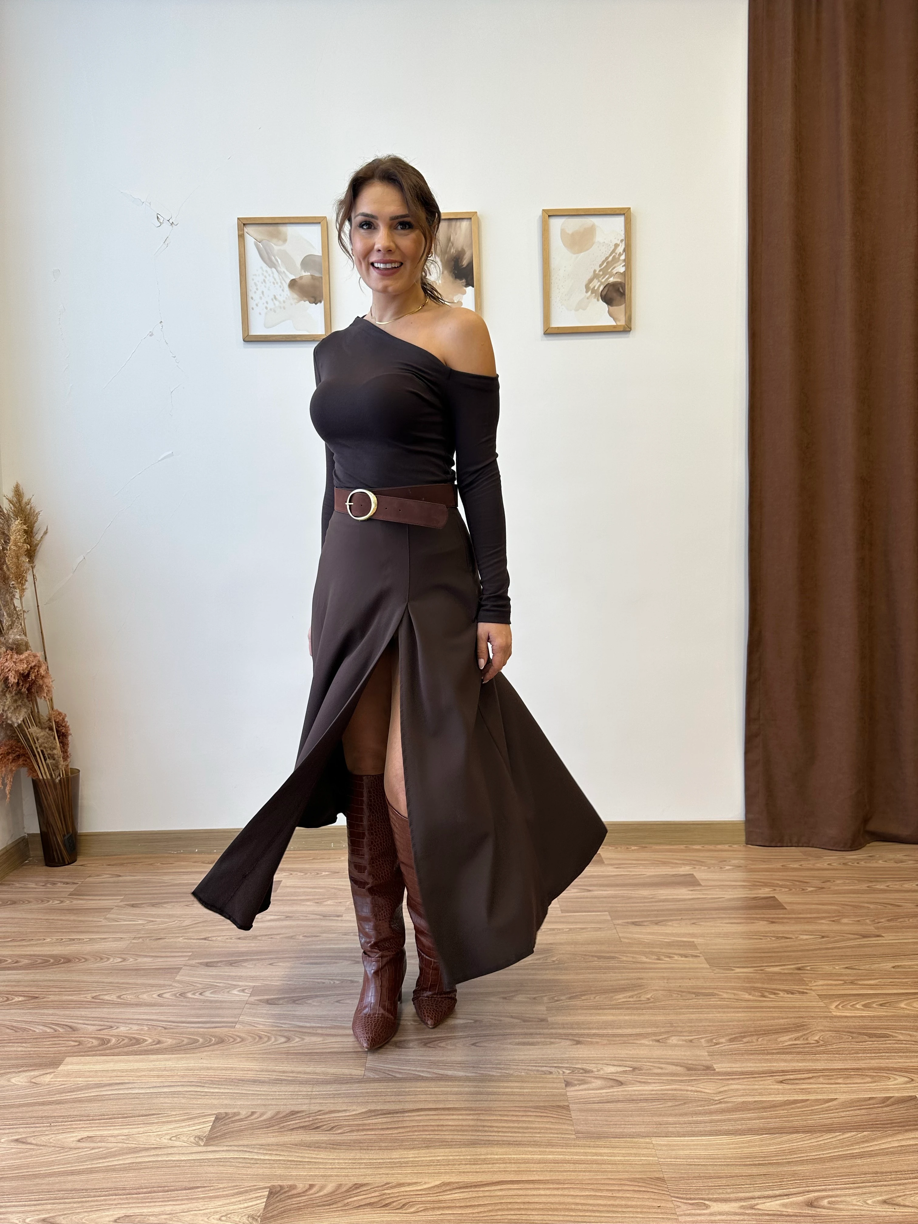 Yırtmaçlı Uzun Etek