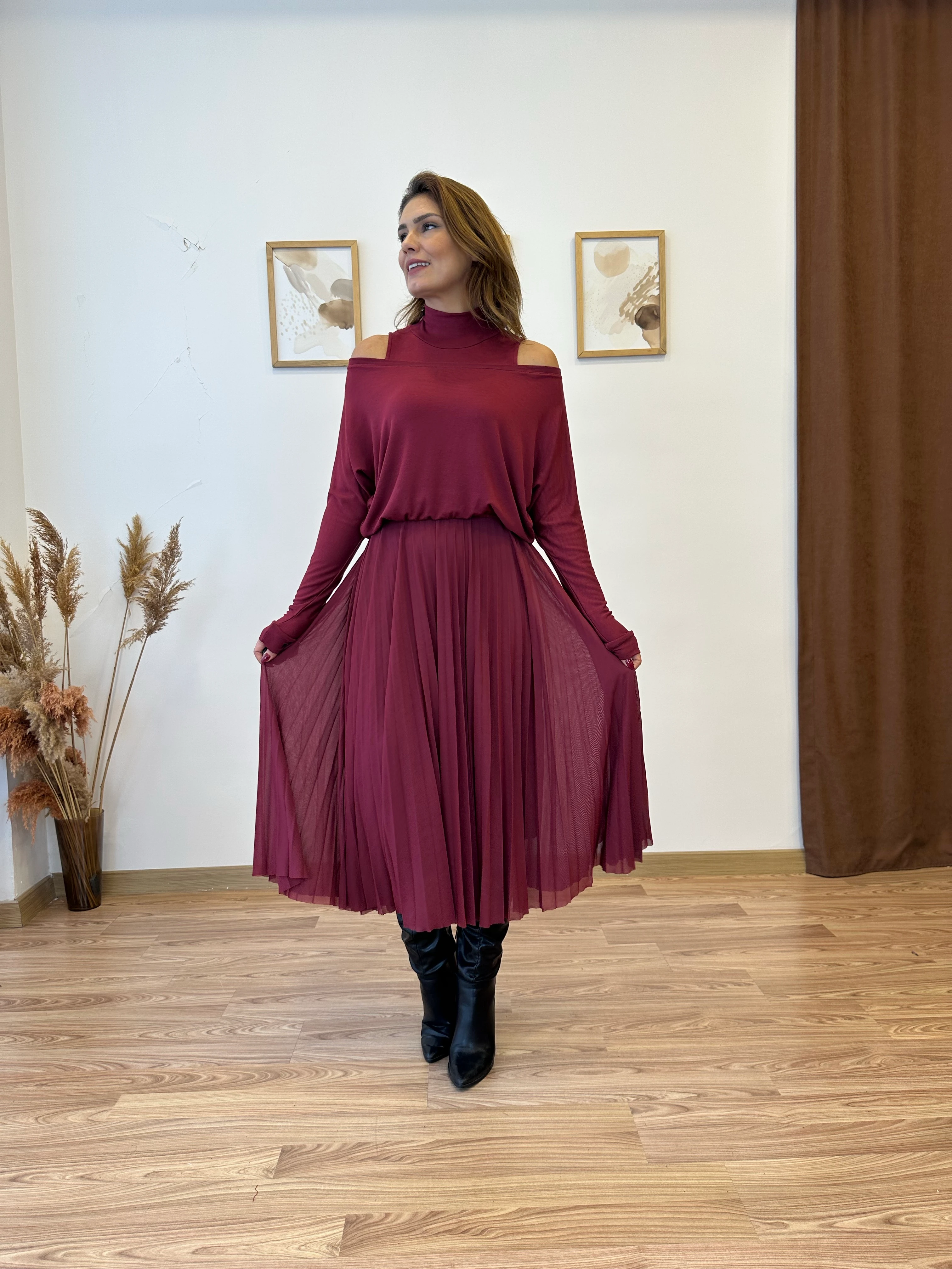 Boğazlı Piliseli İkili Elbise