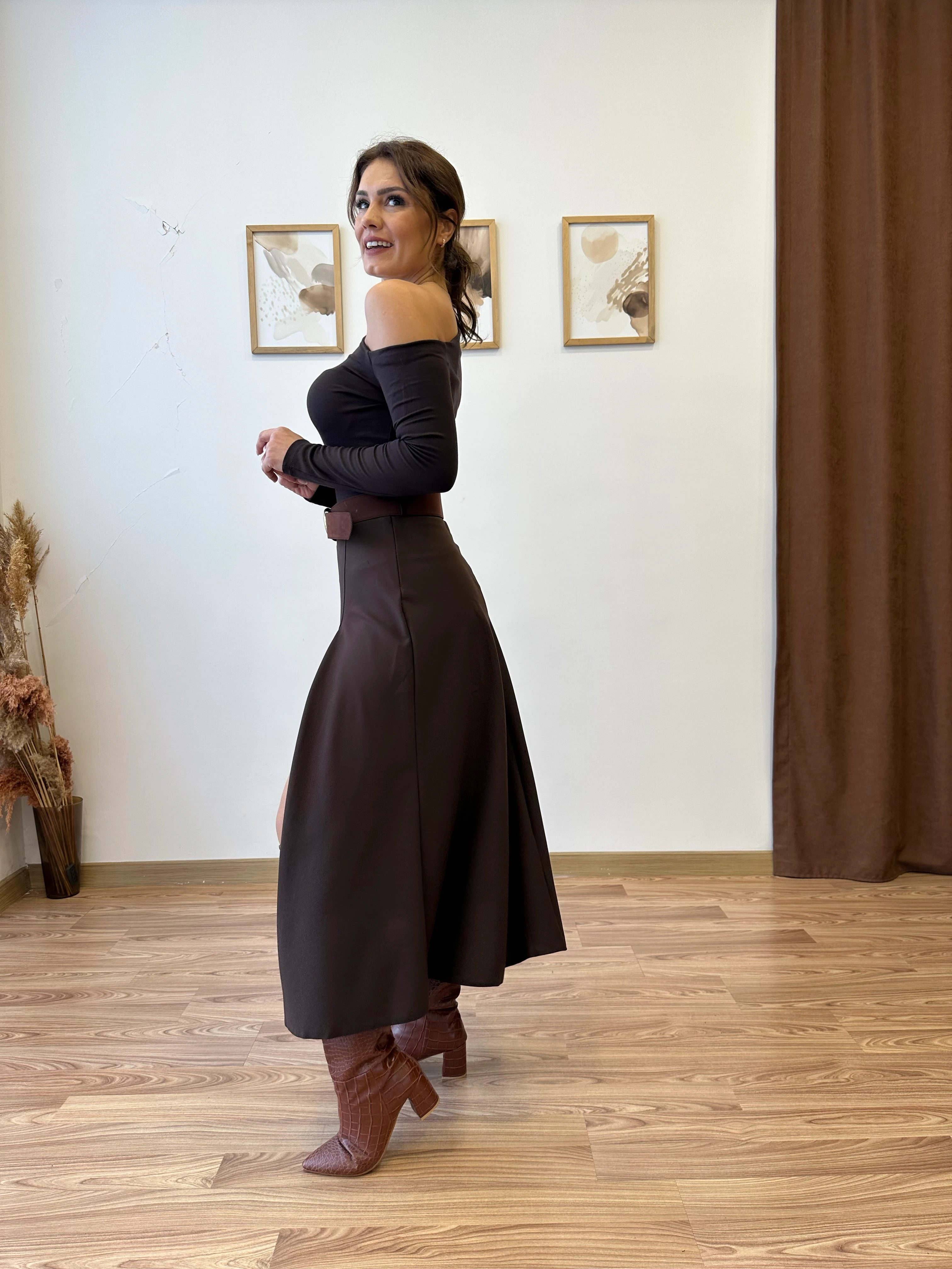 Yırtmaçlı Uzun Etek