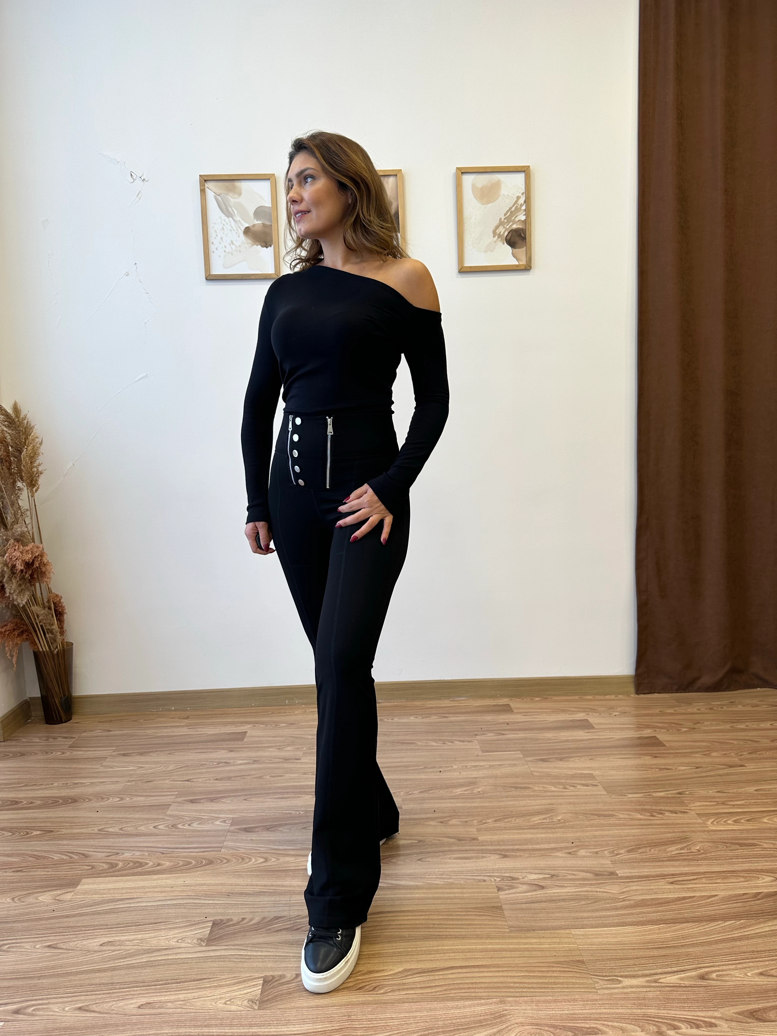 Çıtçıt Ve Fermuar Aksesuarlı İspanyol Paça Pantolon