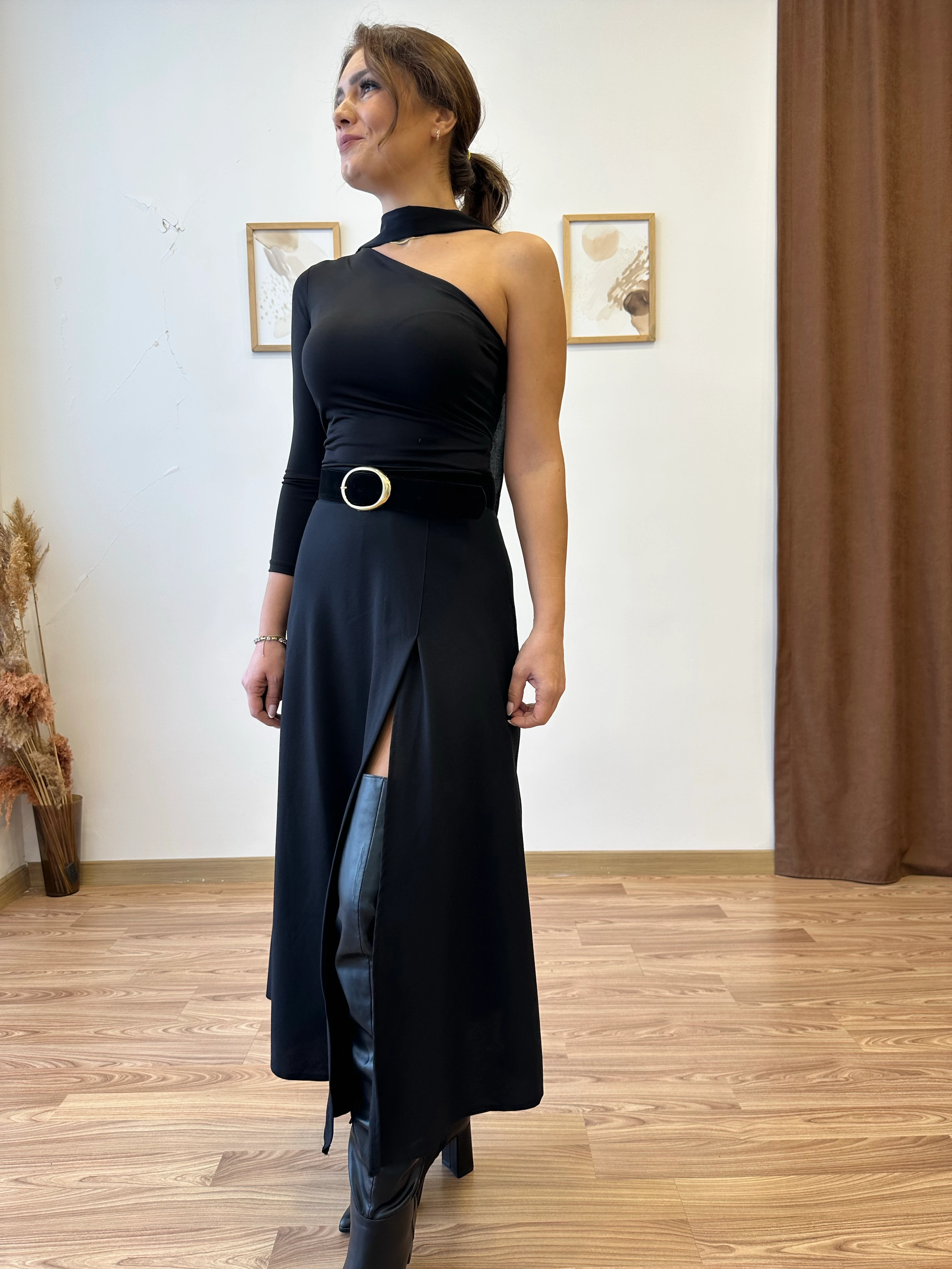 Yırtmaçlı Uzun Etek