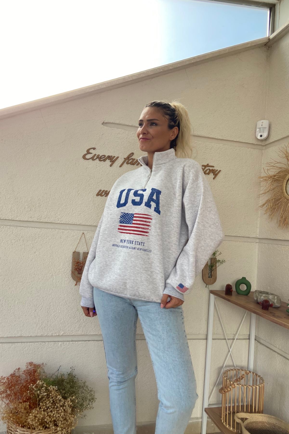 Yazı Baskılı Fermuarlı Gri Sweatshirt