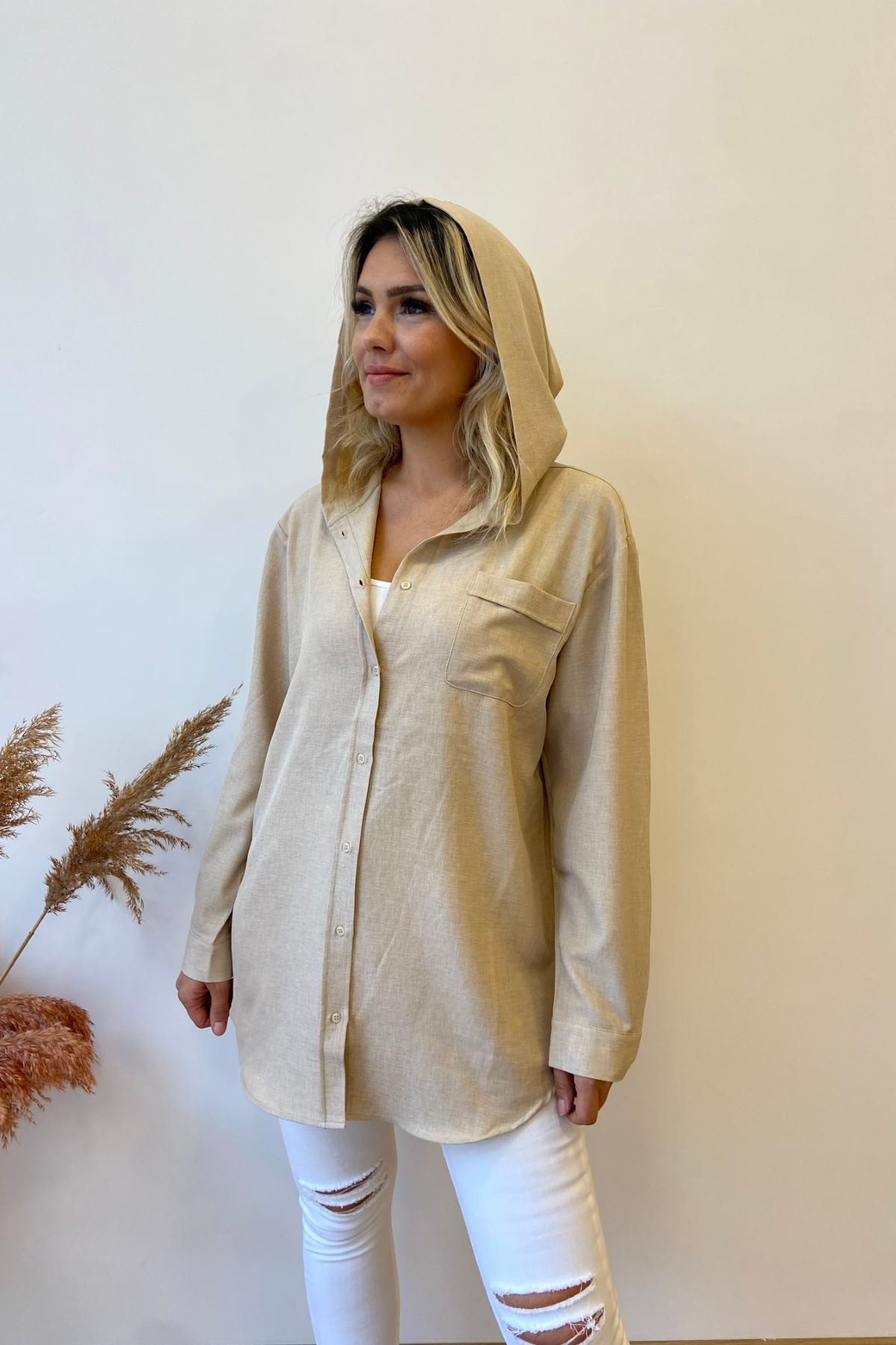 Kapüşon Detaylı Tasarım Gömlek - Taş