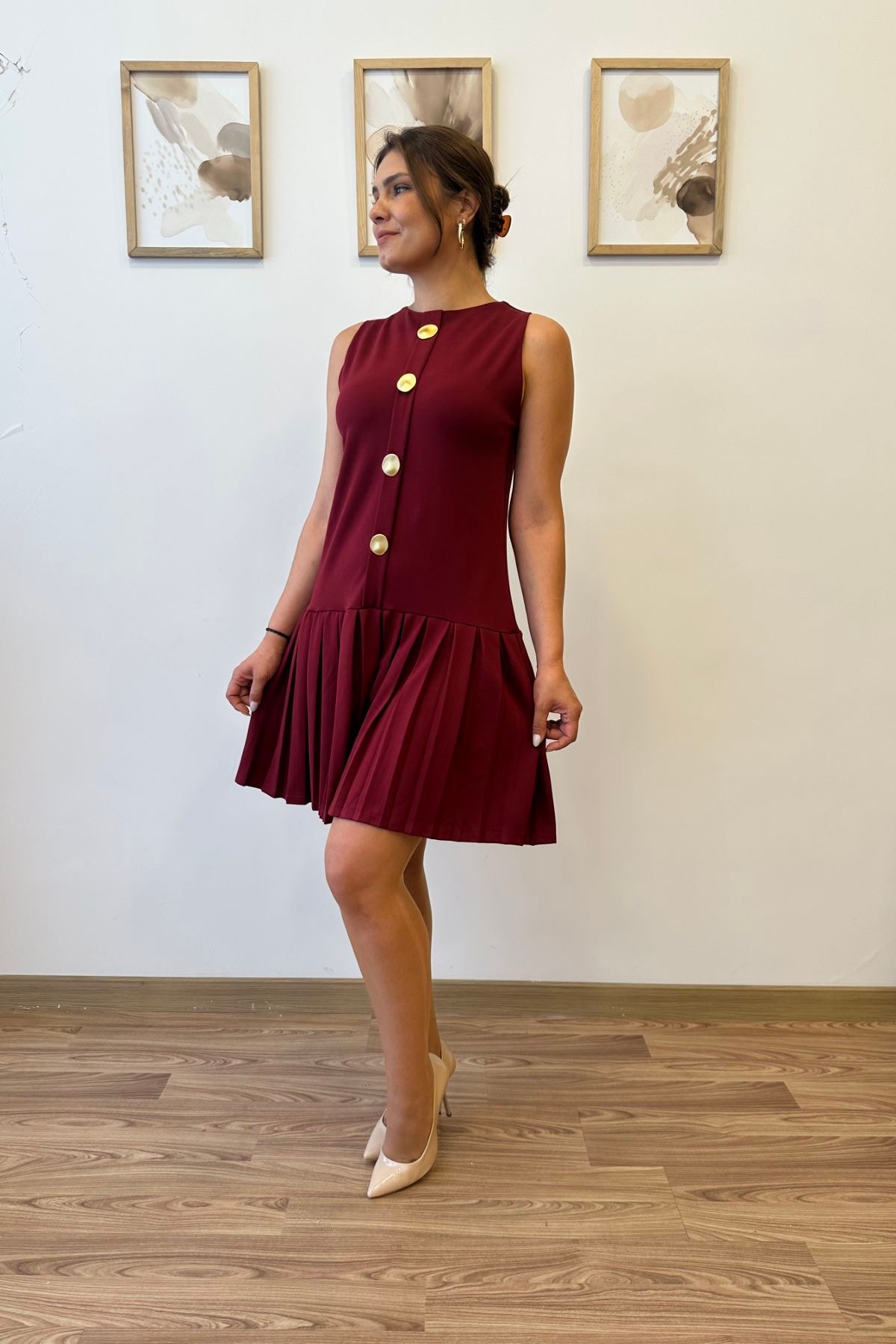 Premium Düğme Aksesuarlı Pileli Elbise - bordo