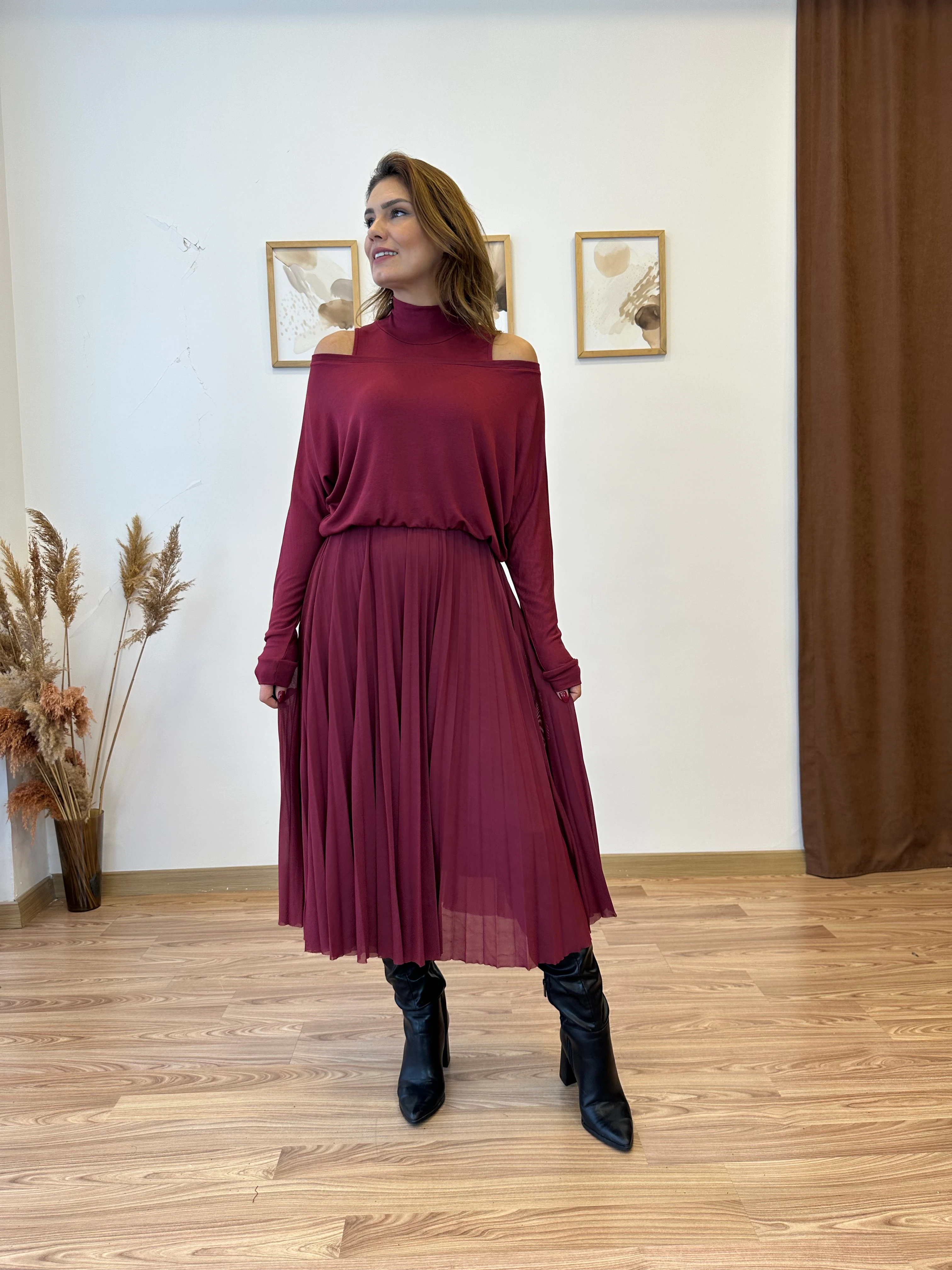 Boğazlı Piliseli İkili Elbise