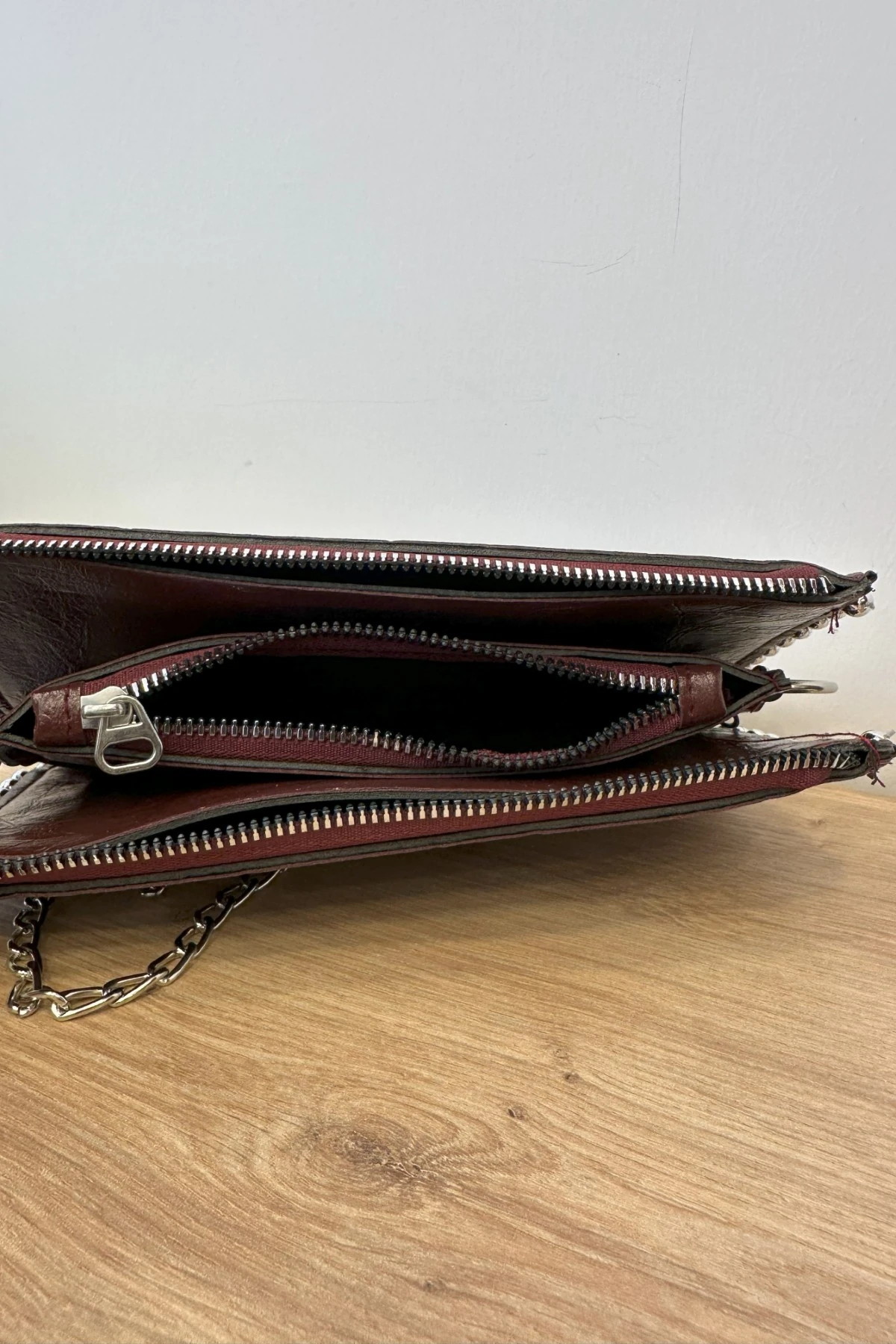 Boncuk Ve Zincir Aksesuarlı Mini Çanta