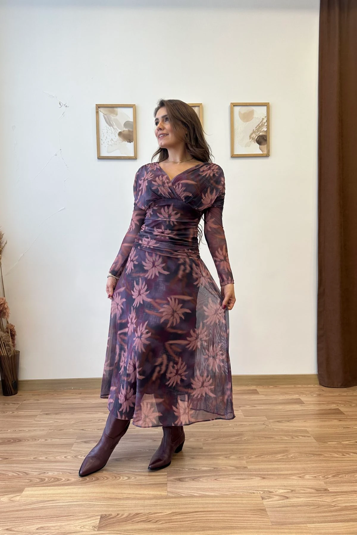 Desenli Tül Drapeli Kloş Elbise - pembe