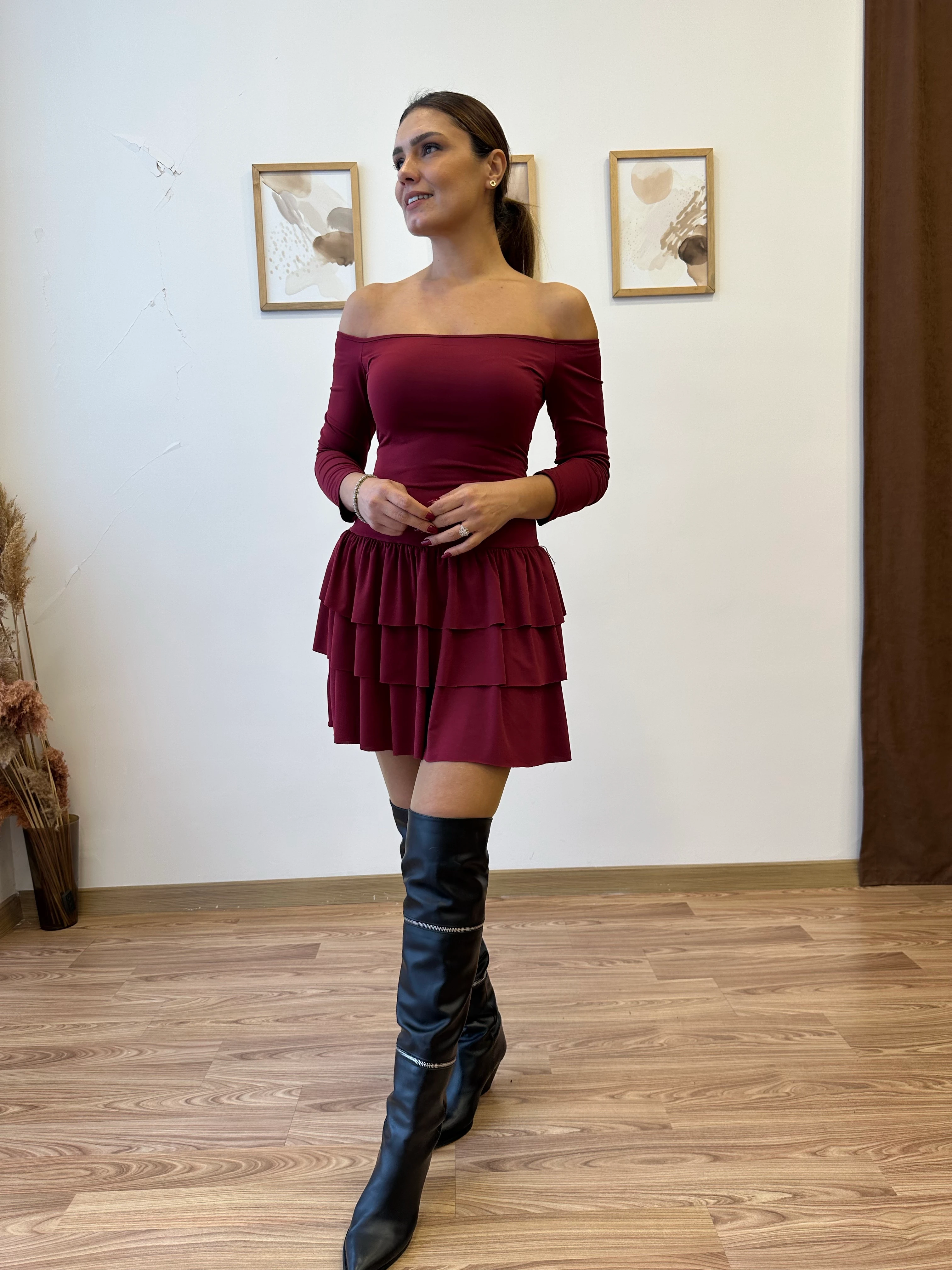 Madonna Yaka Fırfırlı Sandy Mini Elbise - bordo