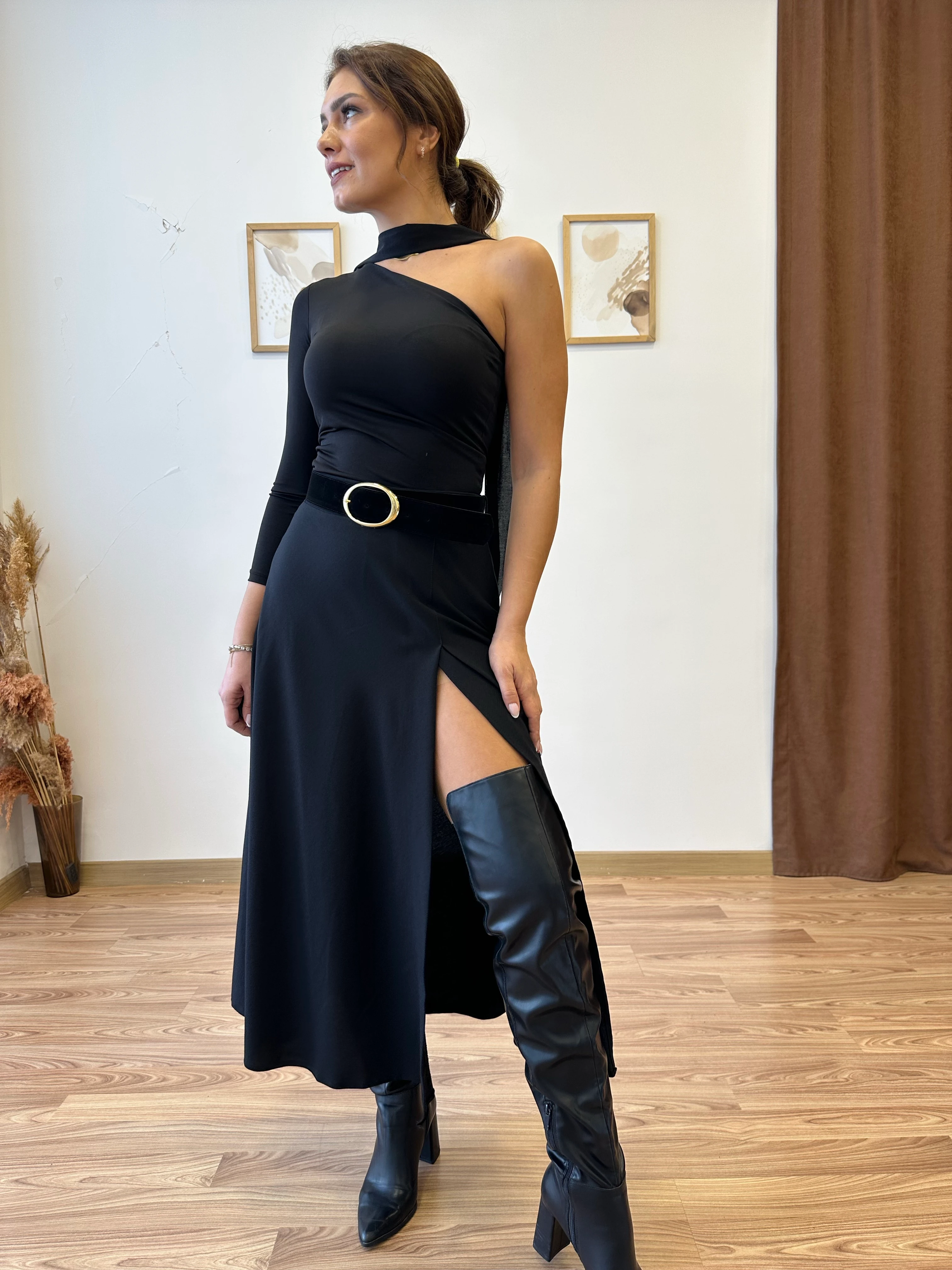 Yırtmaçlı Uzun Etek