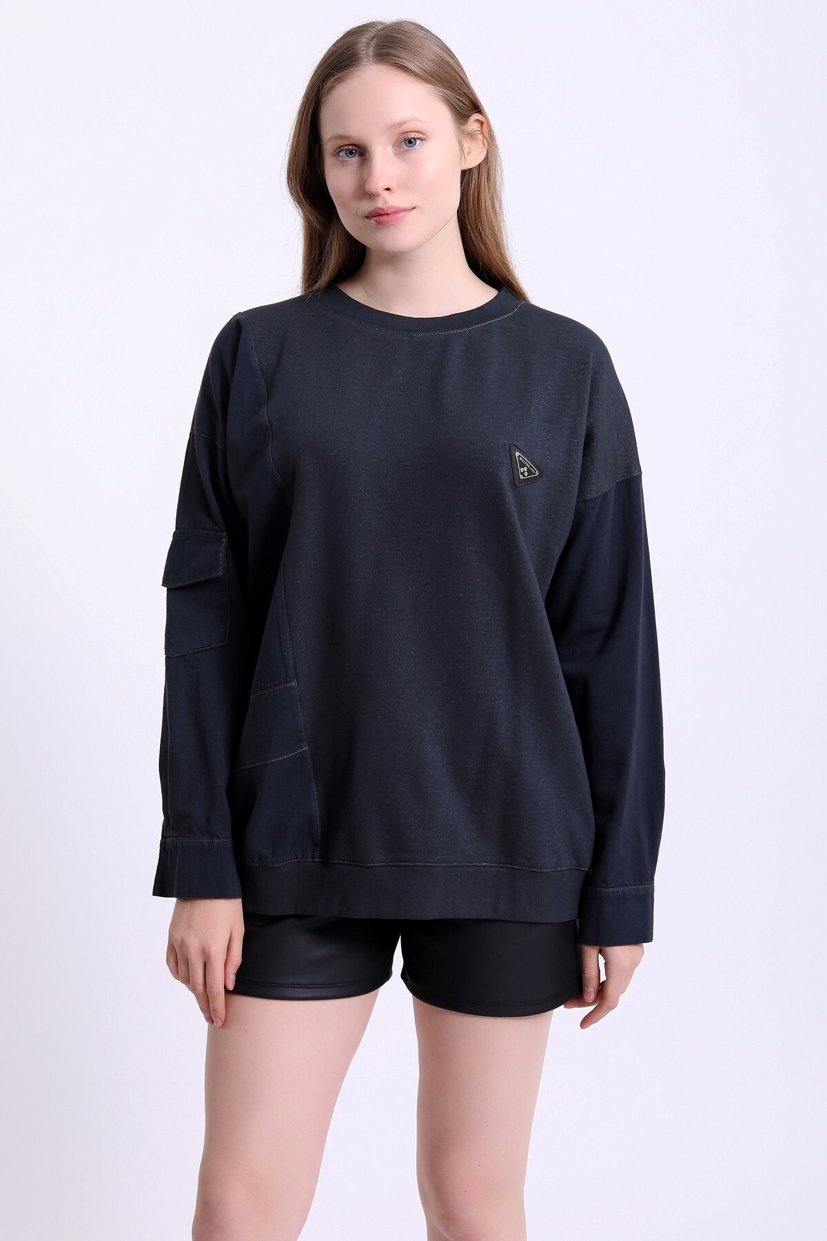 Yıkamalı Retro Parçalı Sweatshirt - Siyah