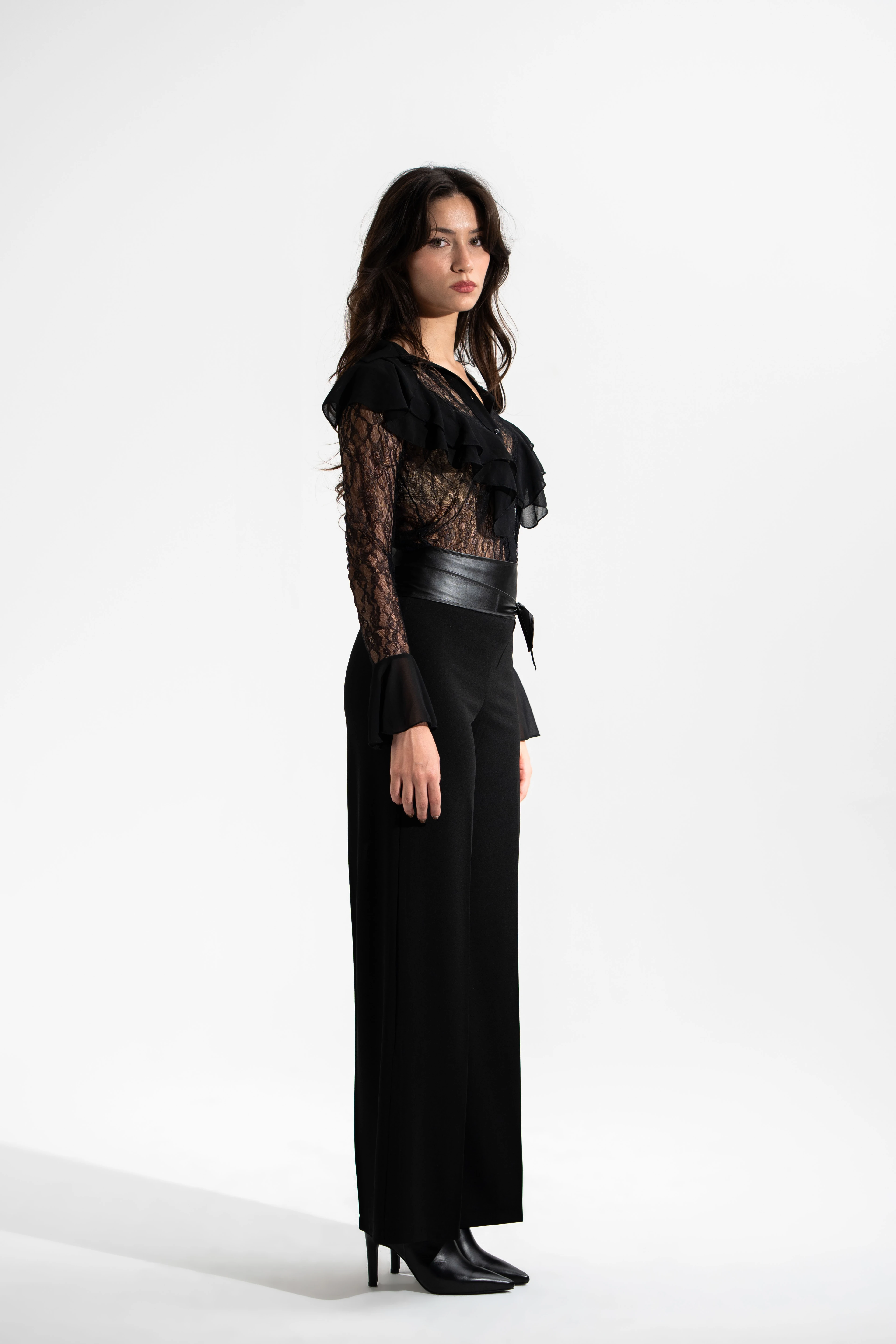 Uzun Kollu Dantel Gömlek-Siyah