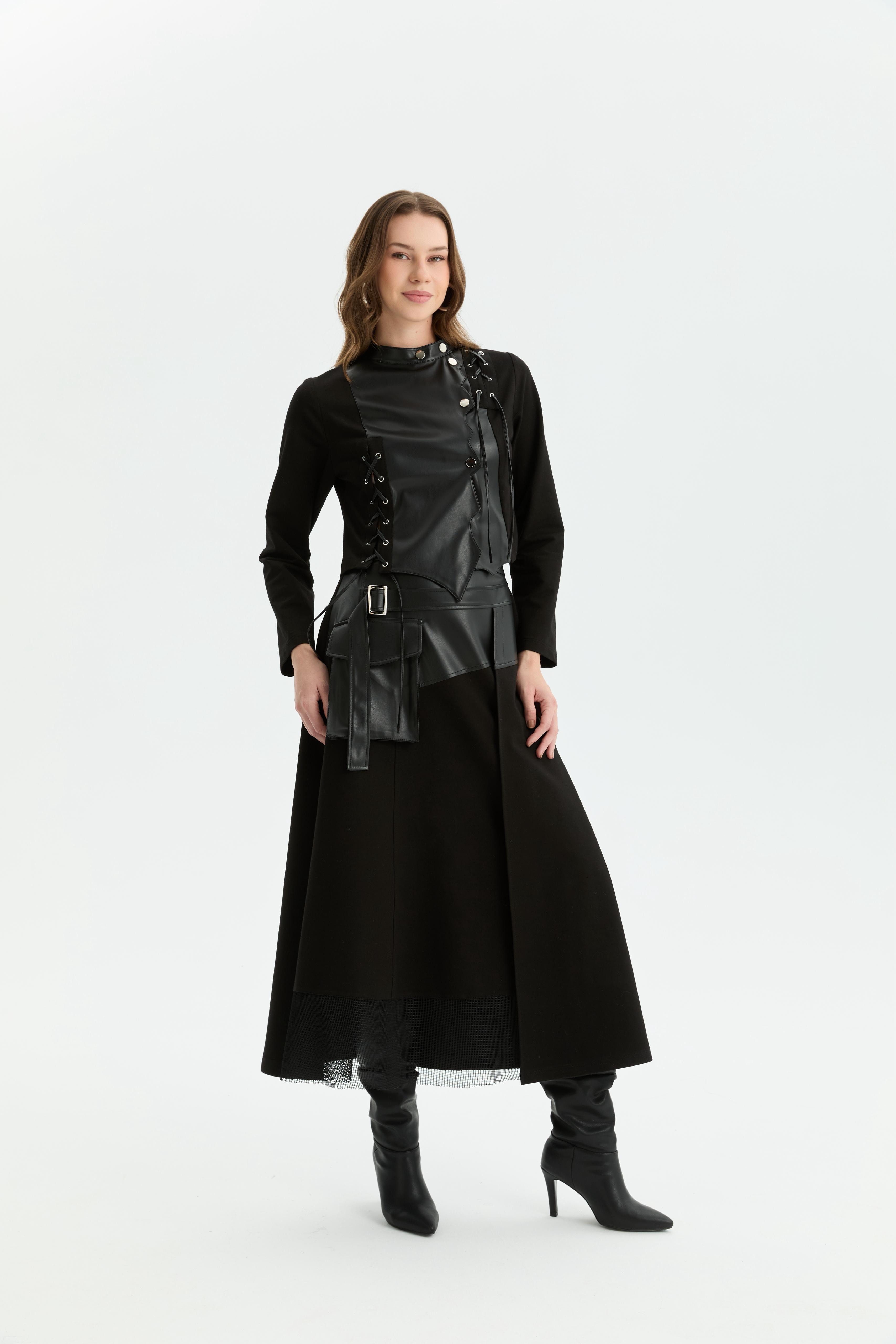 Tasarım,Deri Ve File Detaylı Takım