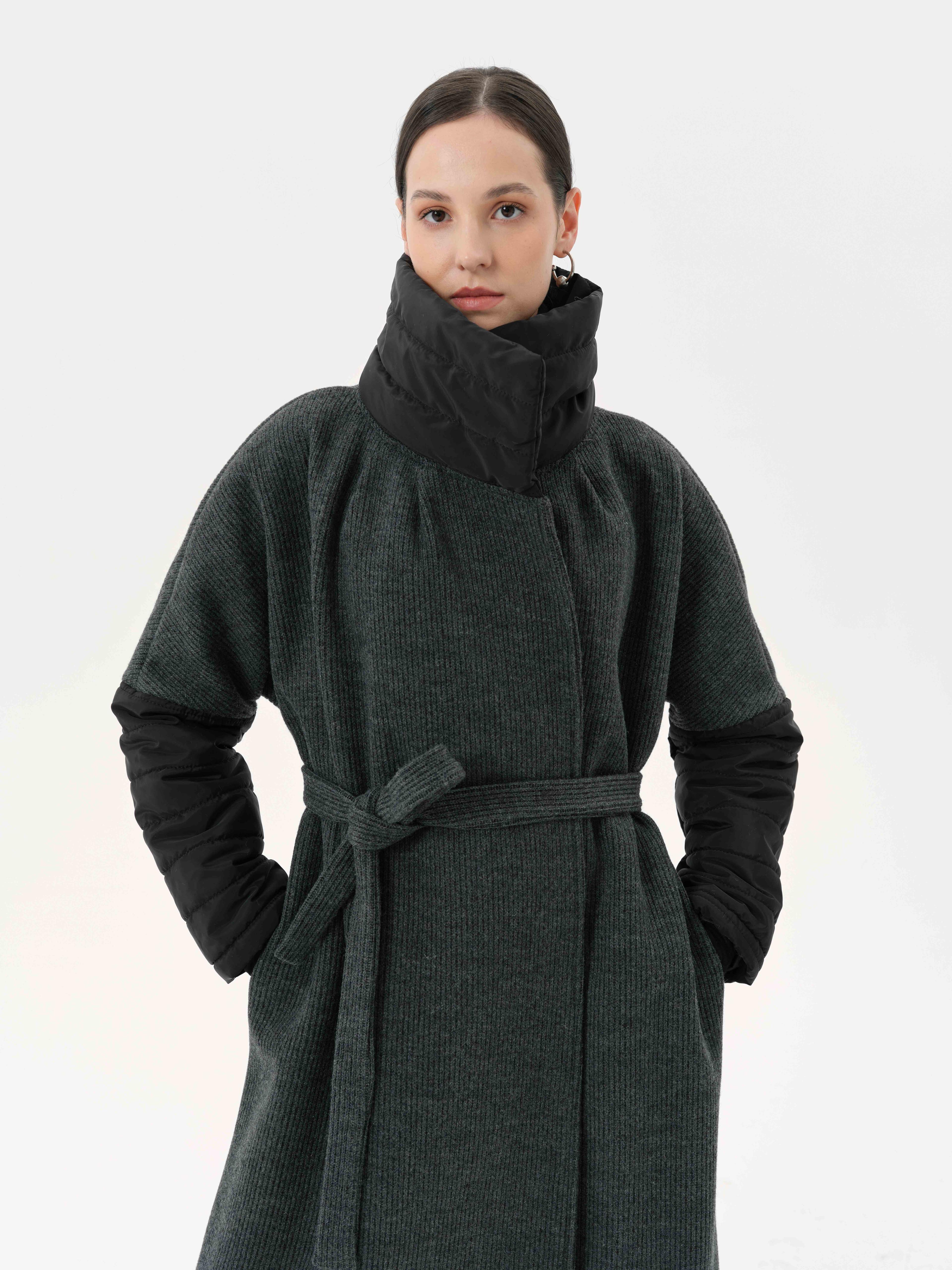 Tasarım,Yakası Ve Kolları Anorak, Kaşe Kaban