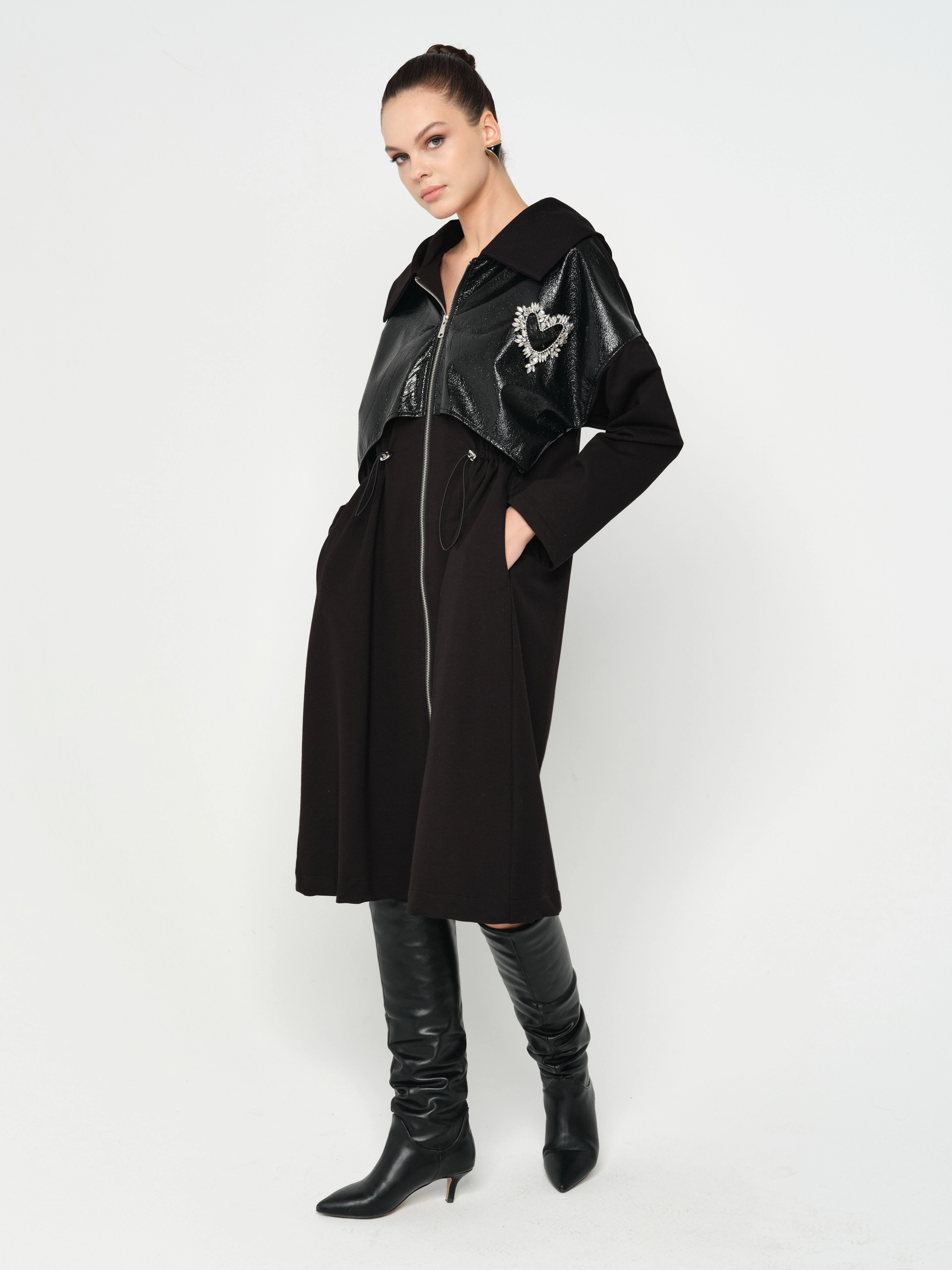 Rugan Detaylı,Fermuarlı,Astarlı,Kapşonlu Trençkot