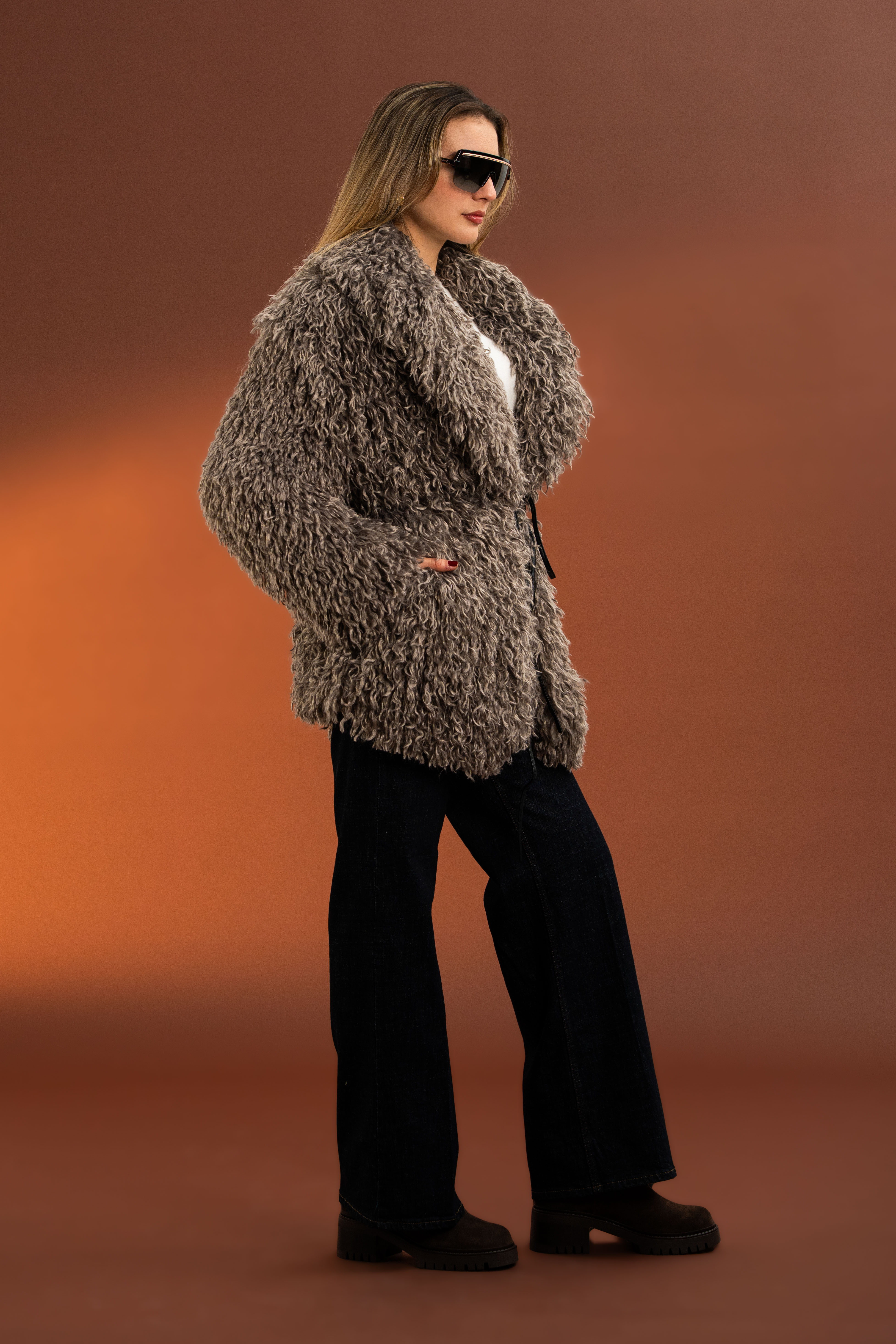 Geniş Yakalı,Uzun,Kuşaklı Yapay Kürk