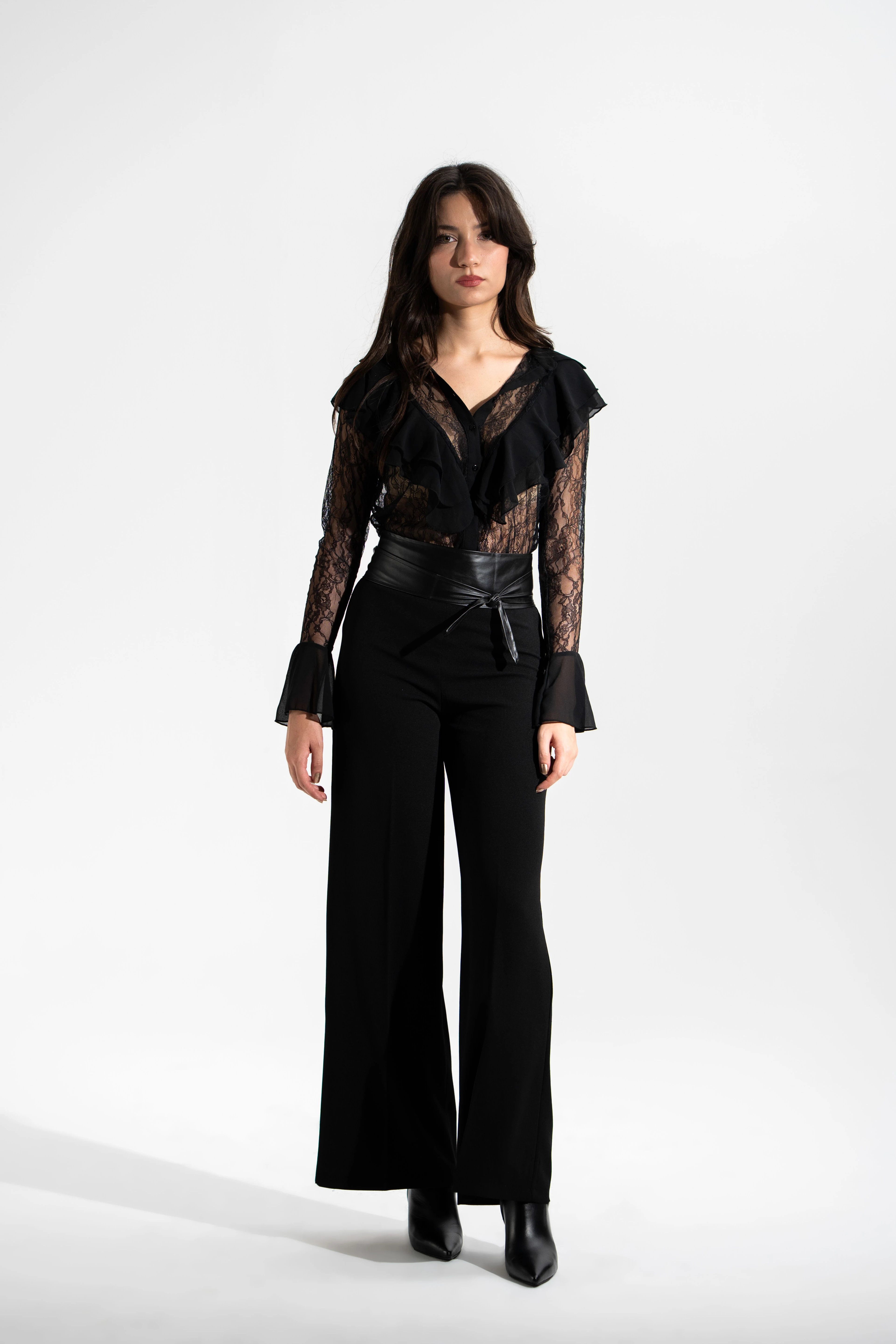 Uzun Kollu Dantel Gömlek-Siyah