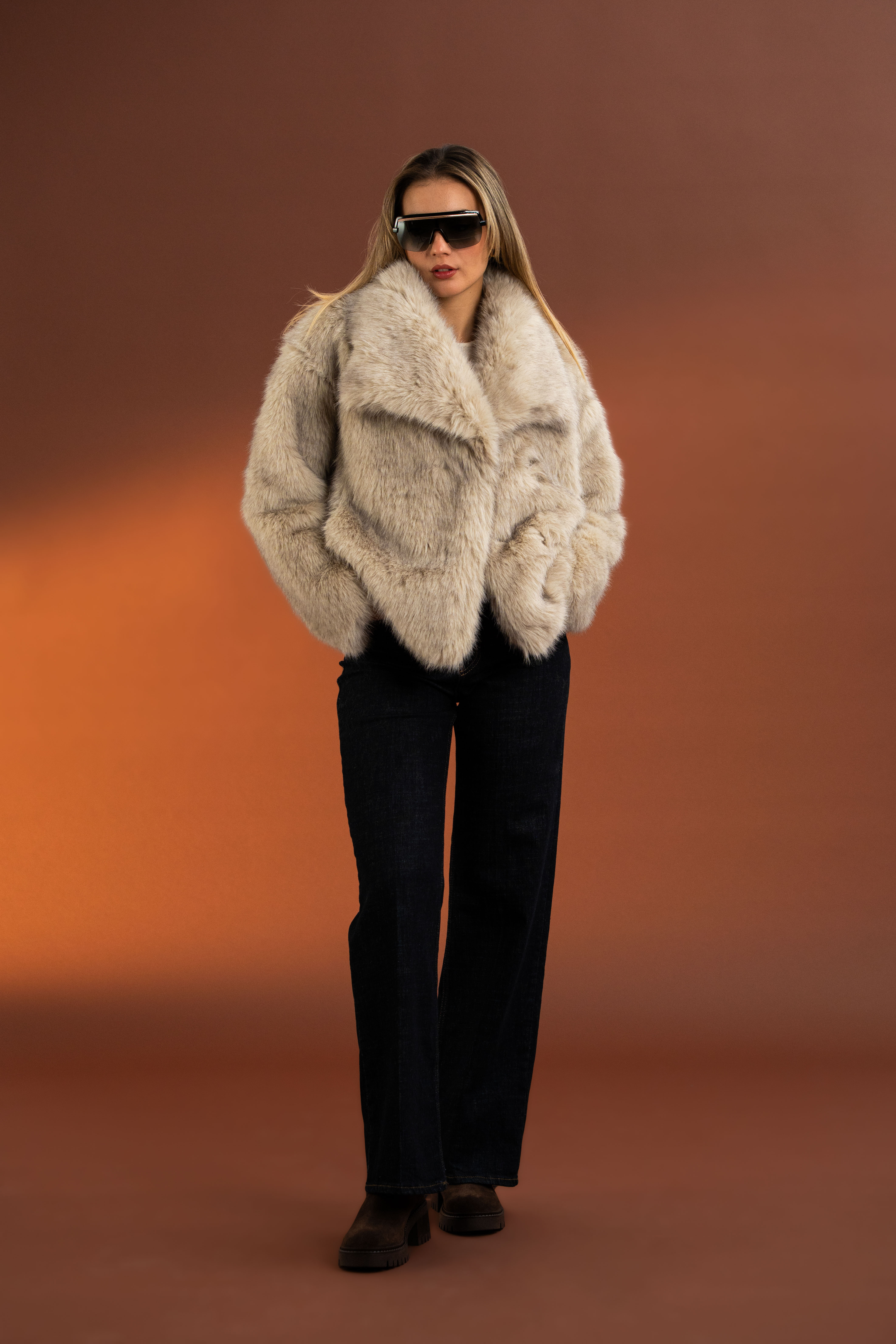 Geniş Yakalı, Premium Kalite Yapay Kürk-Vizon