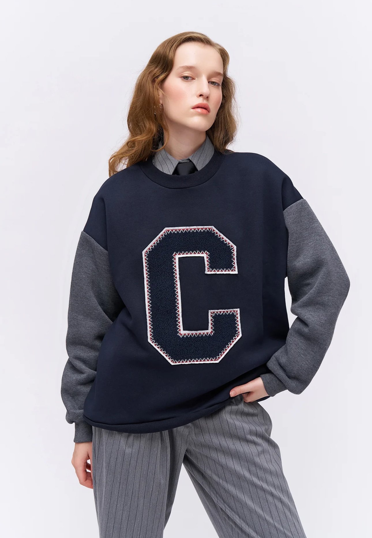 Keçe Baskılı Sweatshirt