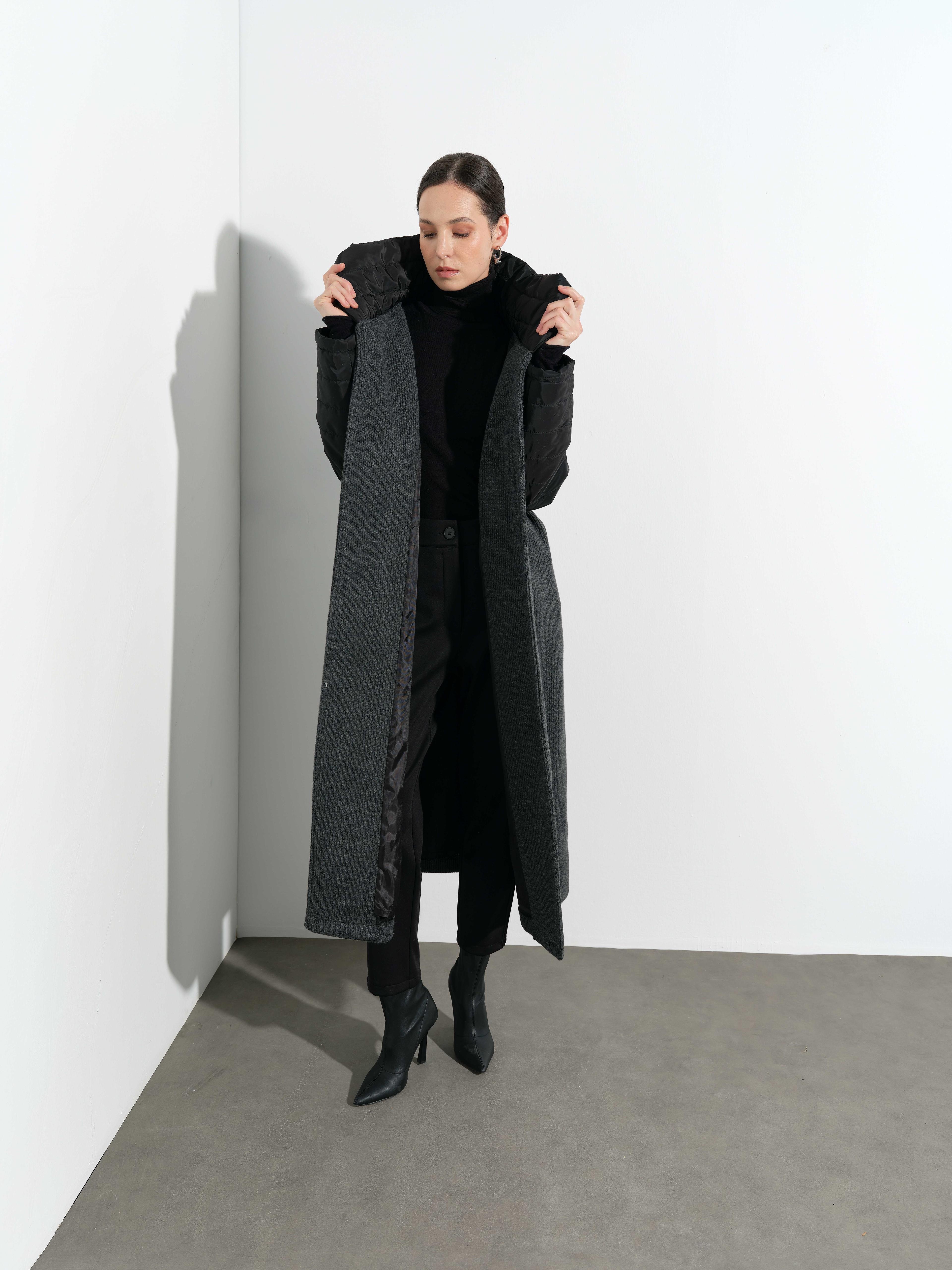 Tasarım,Yakası Ve Kolları Anorak, Kaşe Kaban