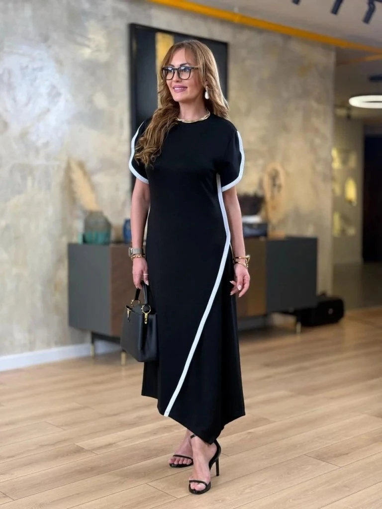 Kadın Kısa Kollu Bisiklet Yaka çift şerit Renk Detaylı Asimetrik Kesim Viskon Iki Iplik Elbise