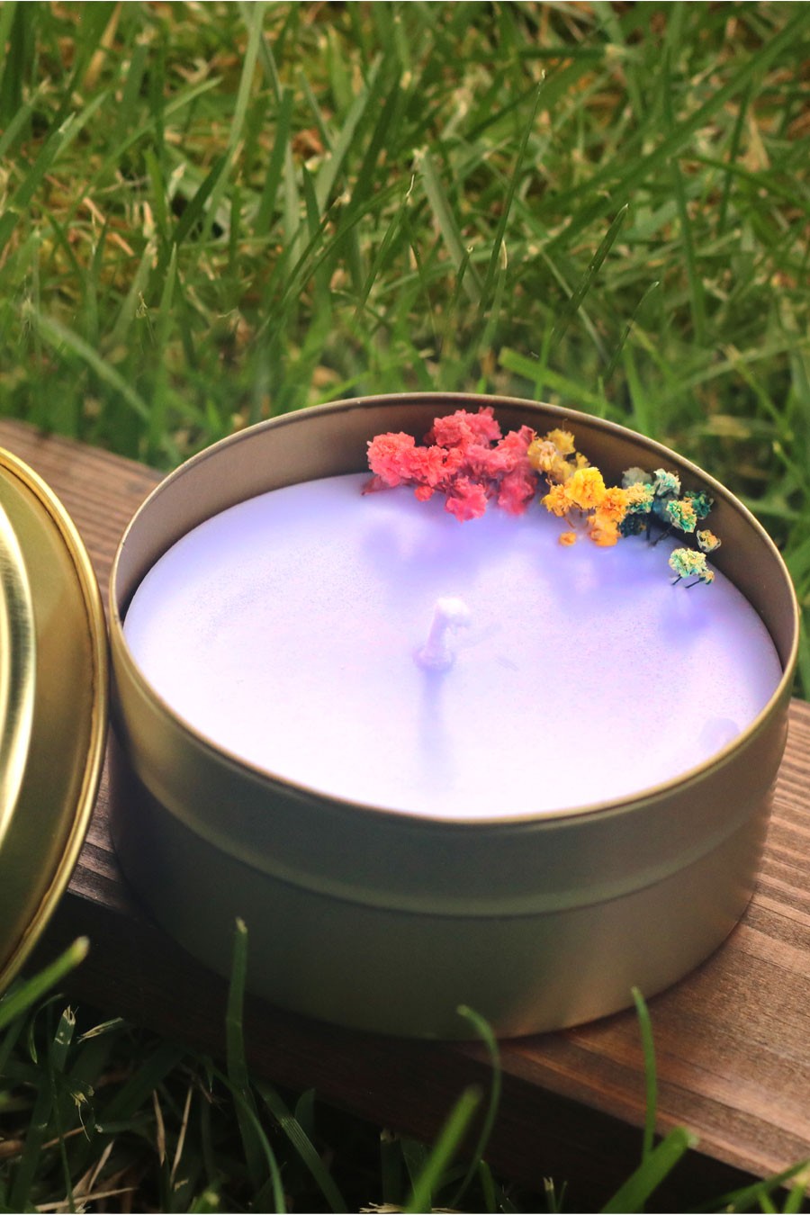 Organik Doğal Lavanta Kokulu Soya Wax El Yapımı Metal Kutulu Mum 100 Cc