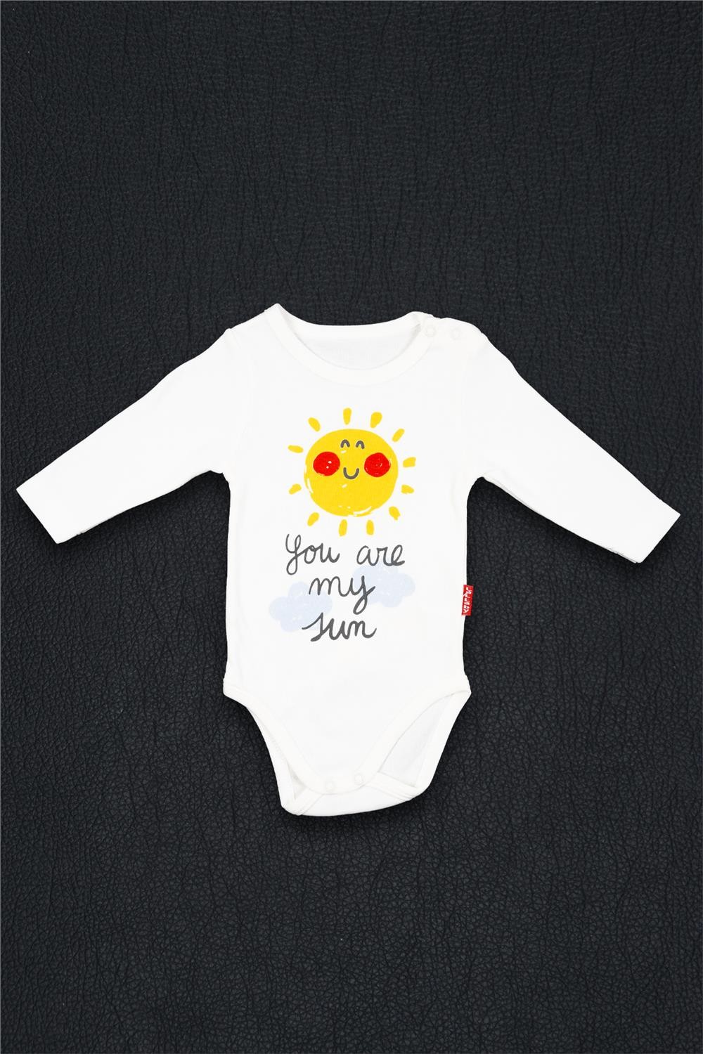 Unisex Bebek Beyaz Gülen Güneş Alttan Çıtçıtlı Zıbın