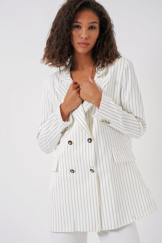 Beyaz Çift Düğmeli Çizgili Blazer Ceket 0699