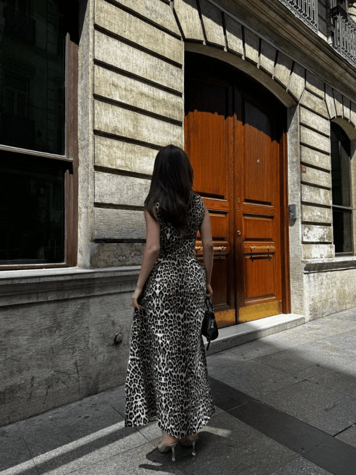 Leopar DesenliFermuarlı Cepli Pileli Midi Elbise - Leopar