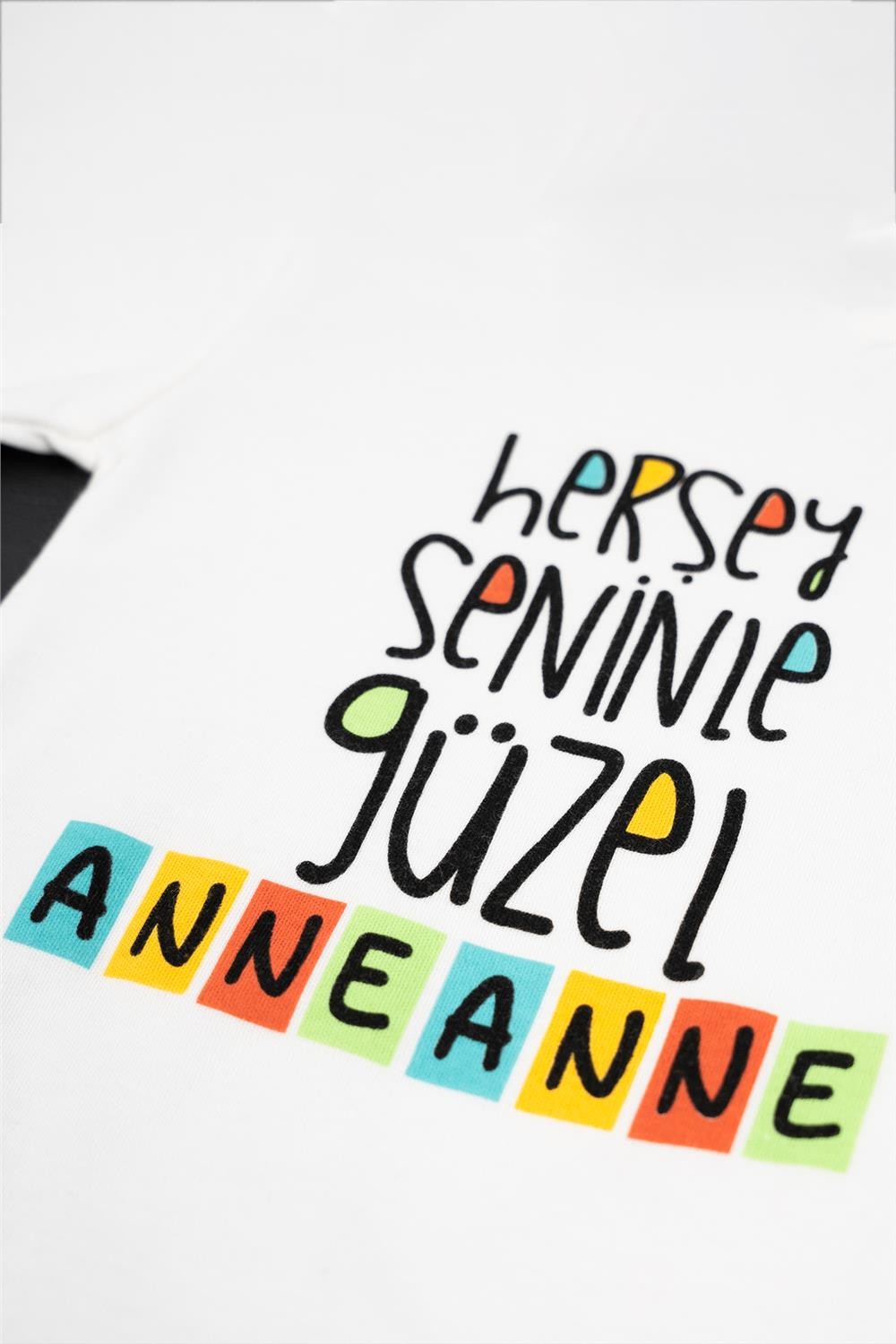 Unisex Bebek Beyaz Her Şey Seninle Güzel Anneanne Baskılı Alttan Çıtçıtlı Zıbın