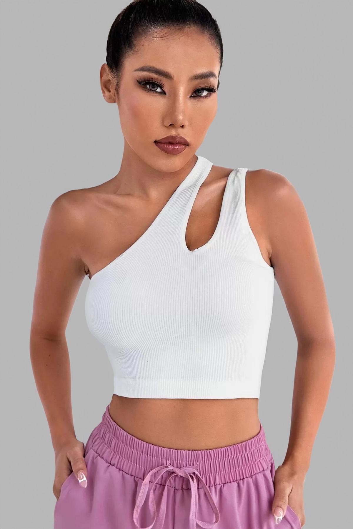 Kadın Beyaz Fitted Slim Tek Omuz Cut Out Detaylı Crop