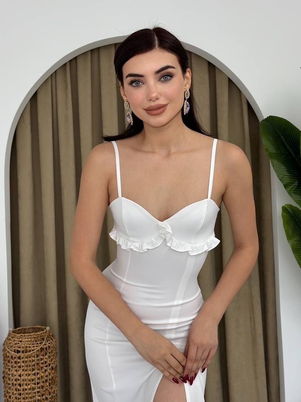 Papalia Sırt Detaylı Elbise