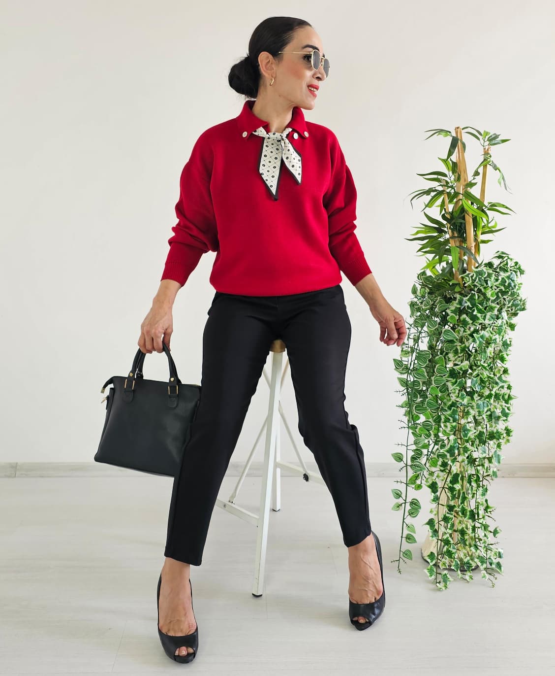 Fularlı Triko Kazak - KIRMIZI