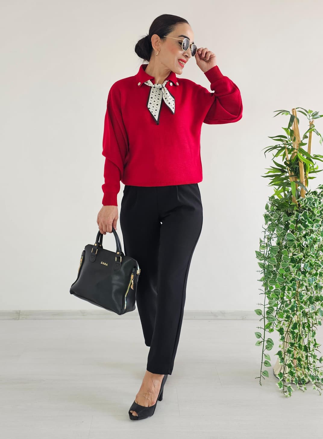 Fularlı Triko Kazak - KIRMIZI