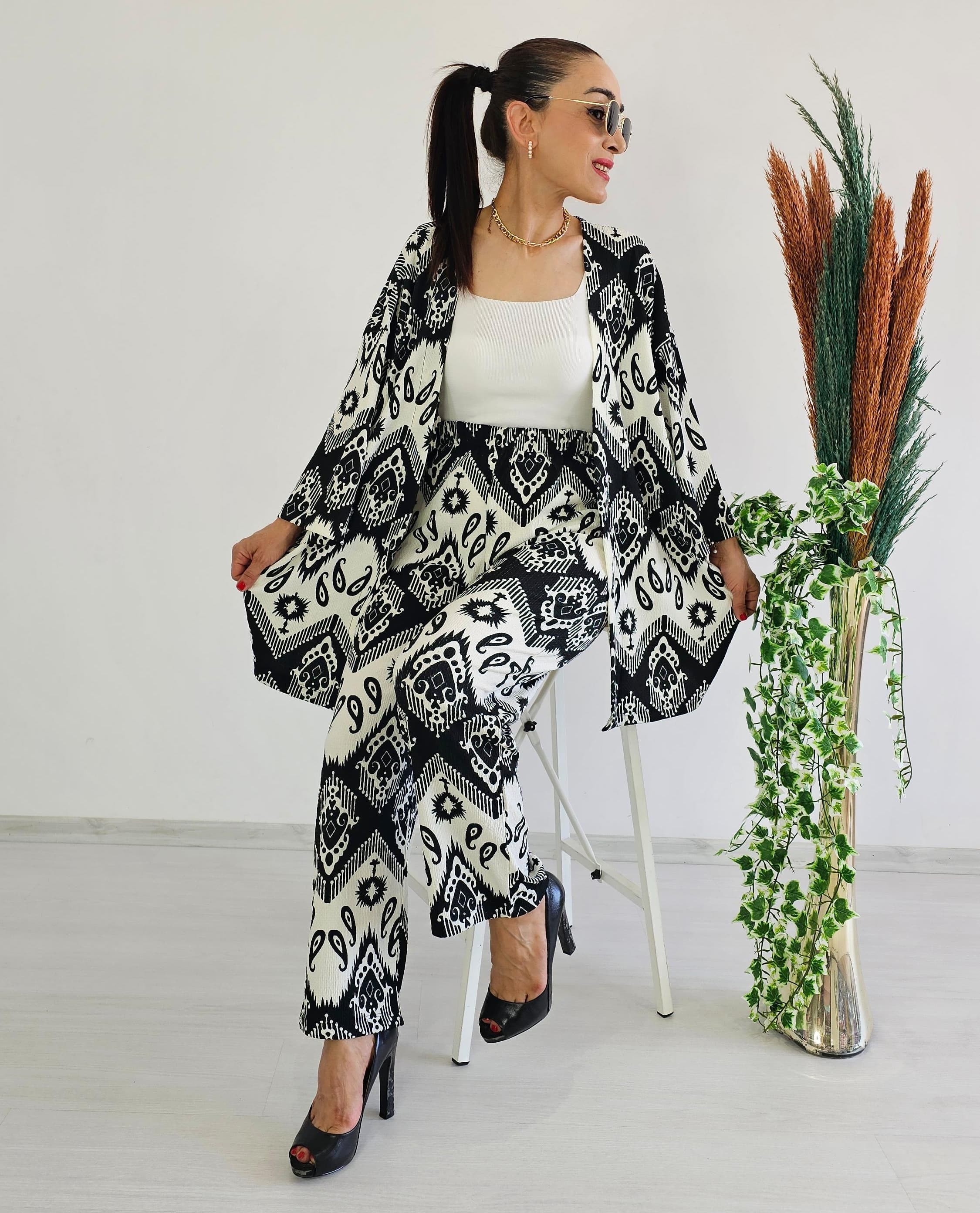 Tam Bel Boru Paça Desenli Kimono Takımı - SİYAH