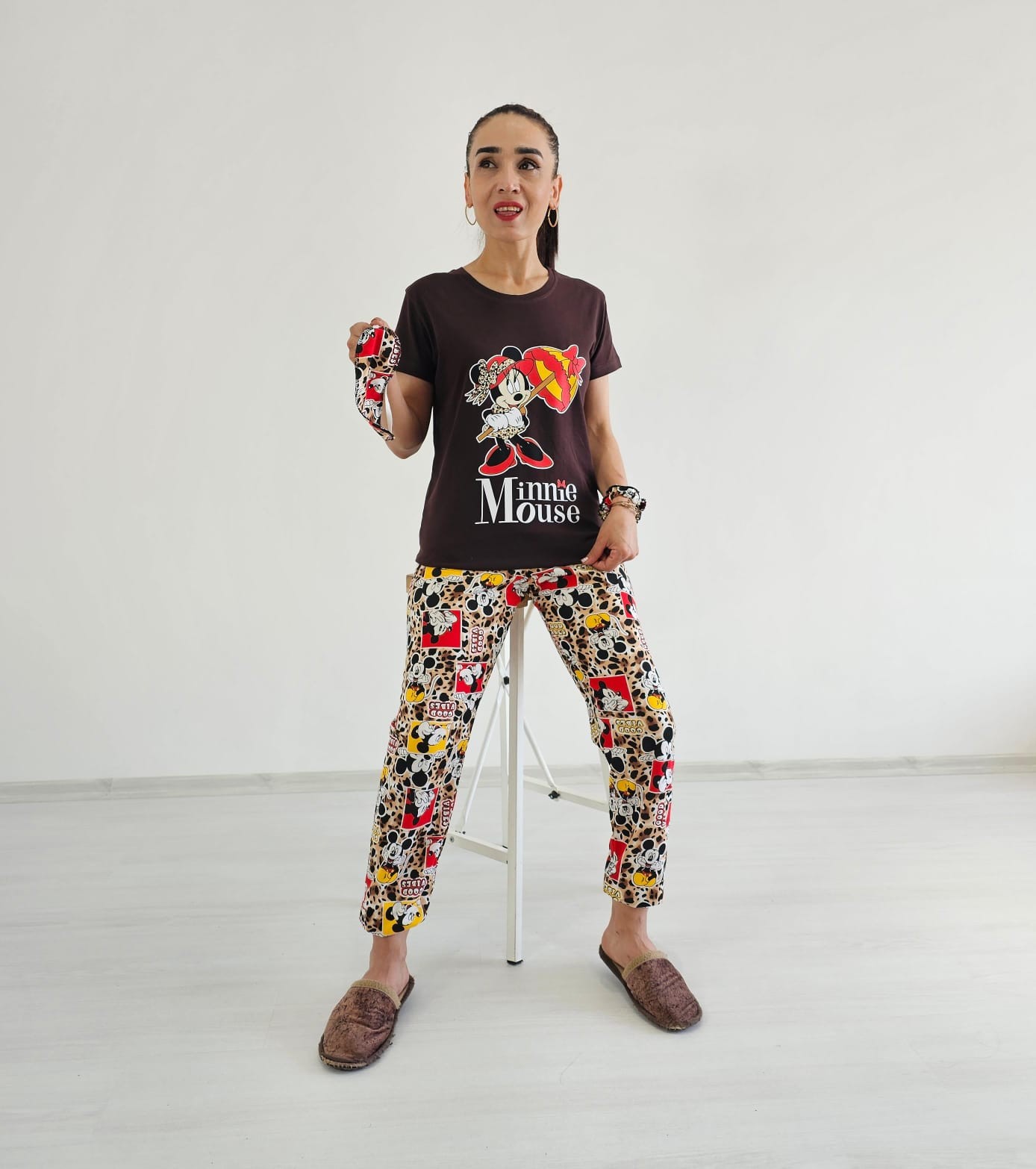 Şemsiye Mickey Pijama Takımı - KAHVERENGİ