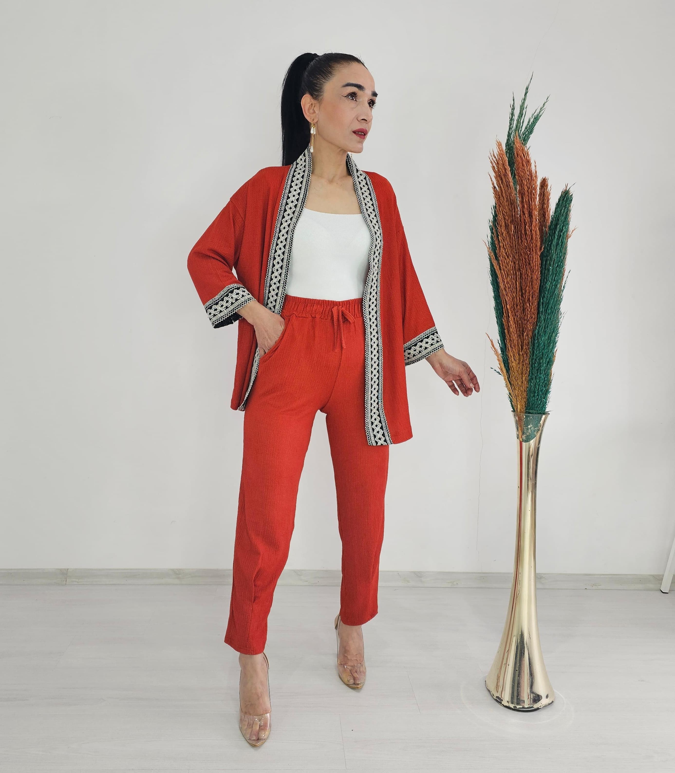 Dar Paça Pileli  Nakışlı Kimono Takımı - KİREMİT