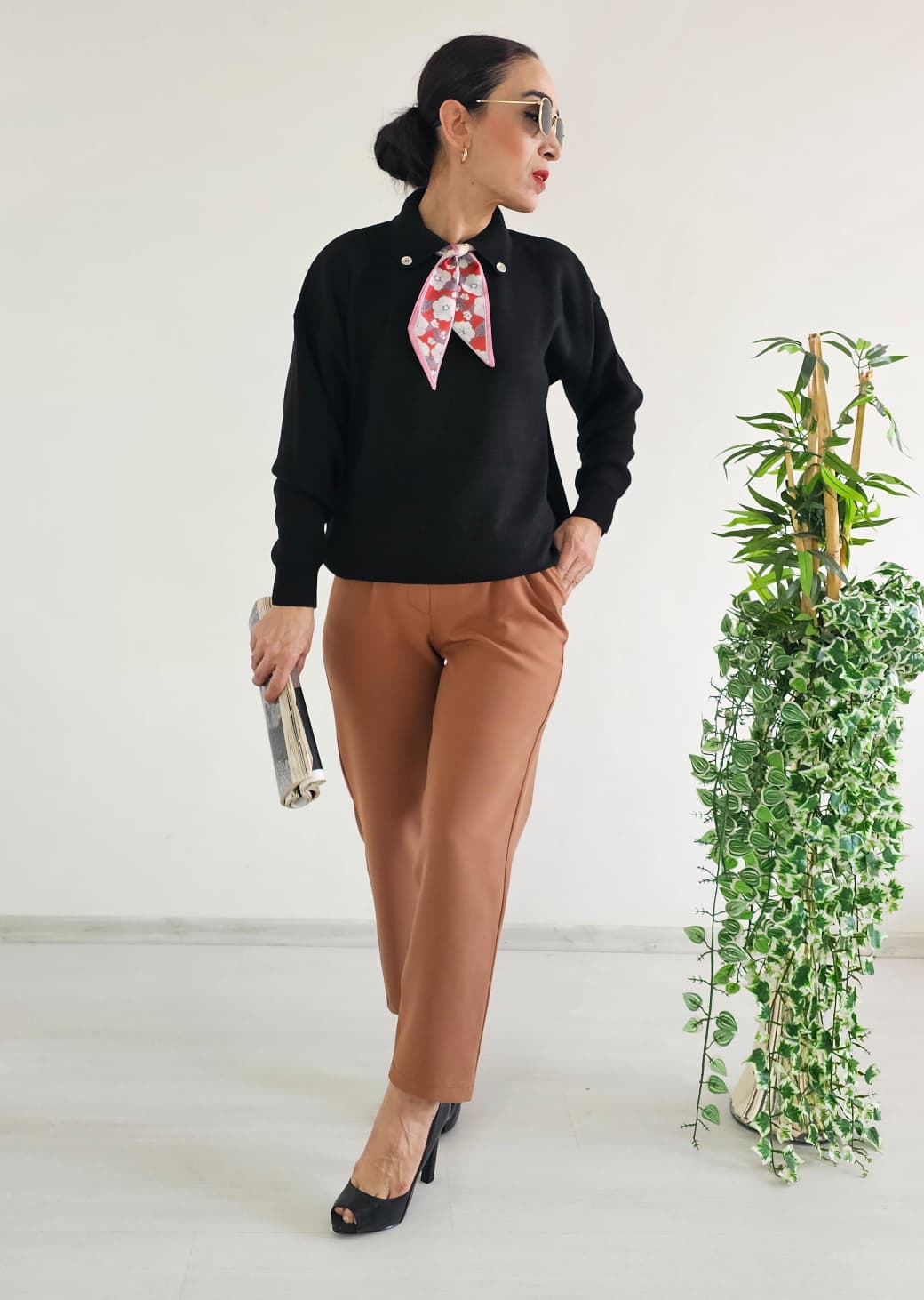 Fularlı Triko Kazak - SİYAH