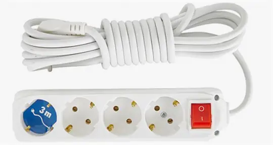 Almera 4lü 3mt Anahtarlı Topraklı Priz