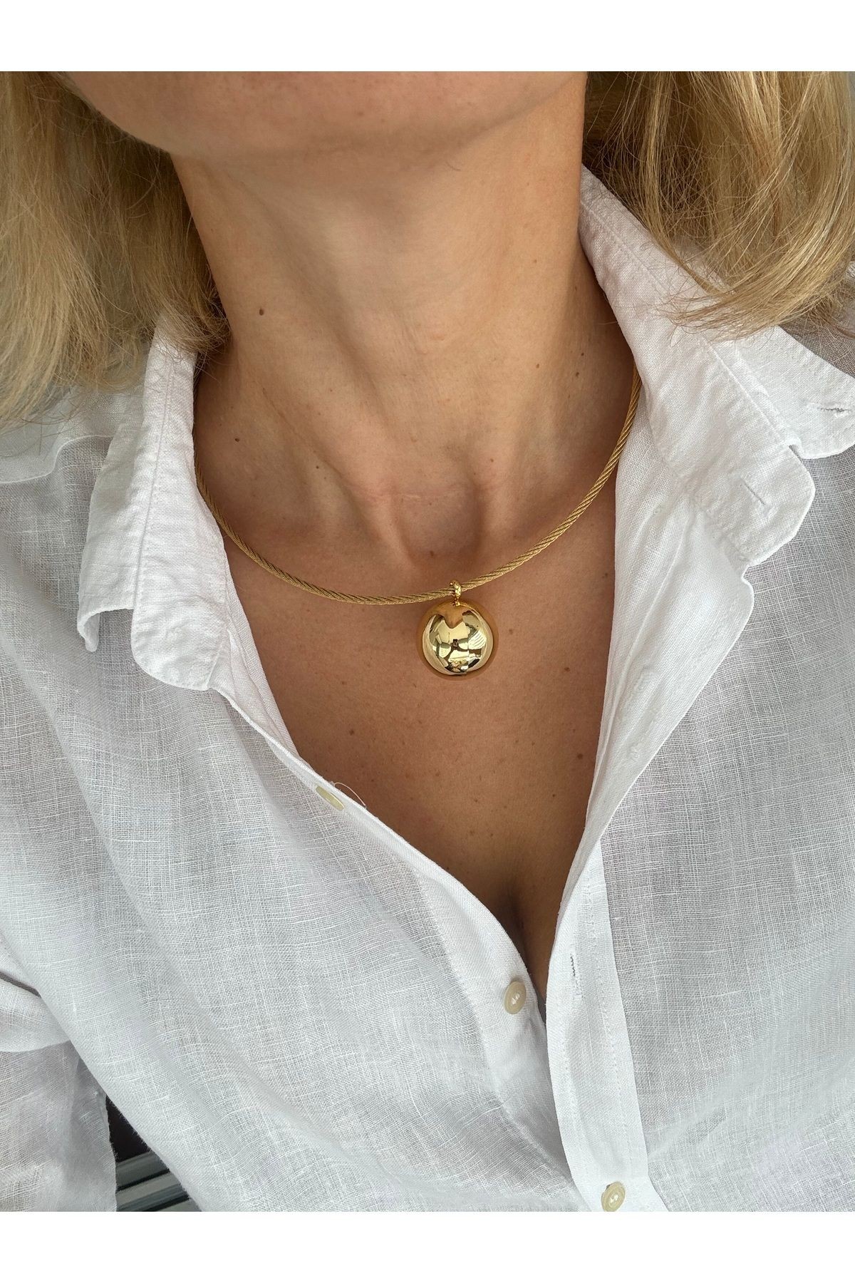 Çelik Top Detaylı Choker Kolye