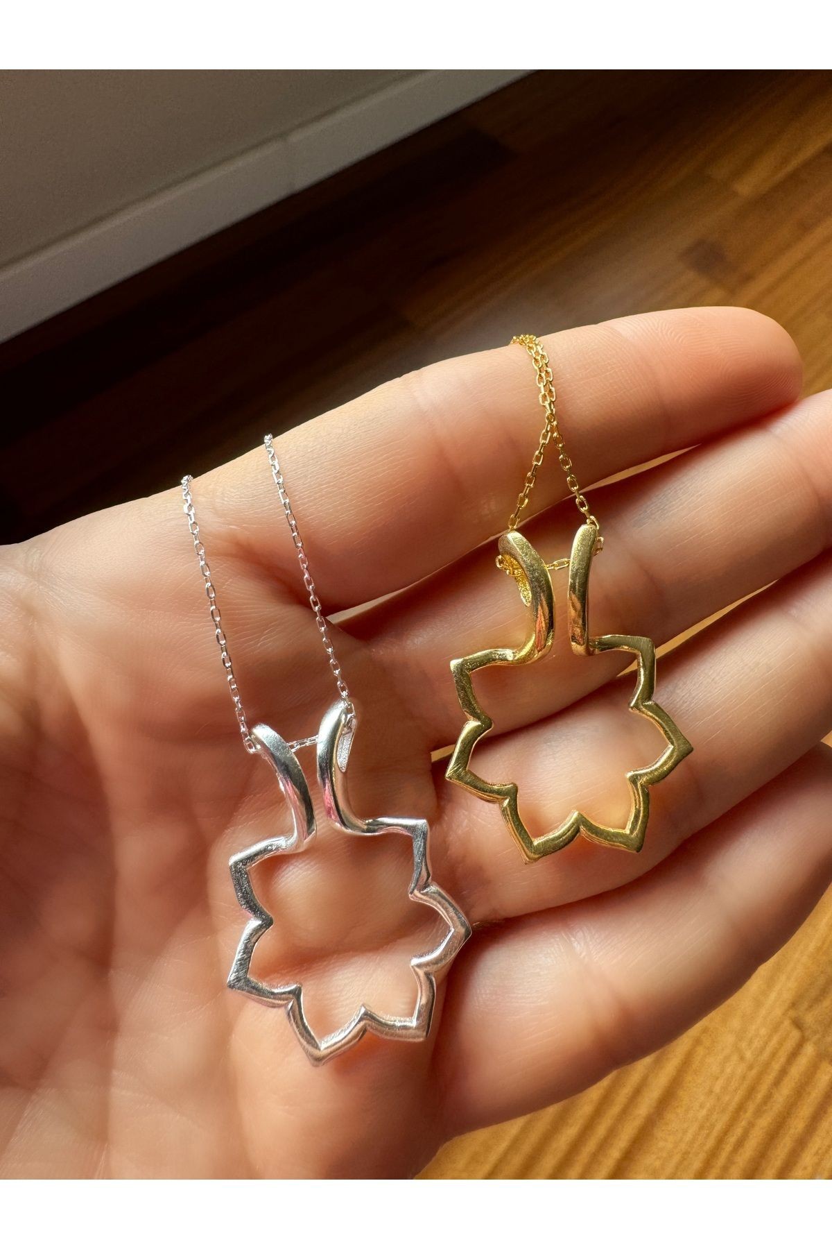 Lotus Yüzüklük Gümüş Kolye Gold