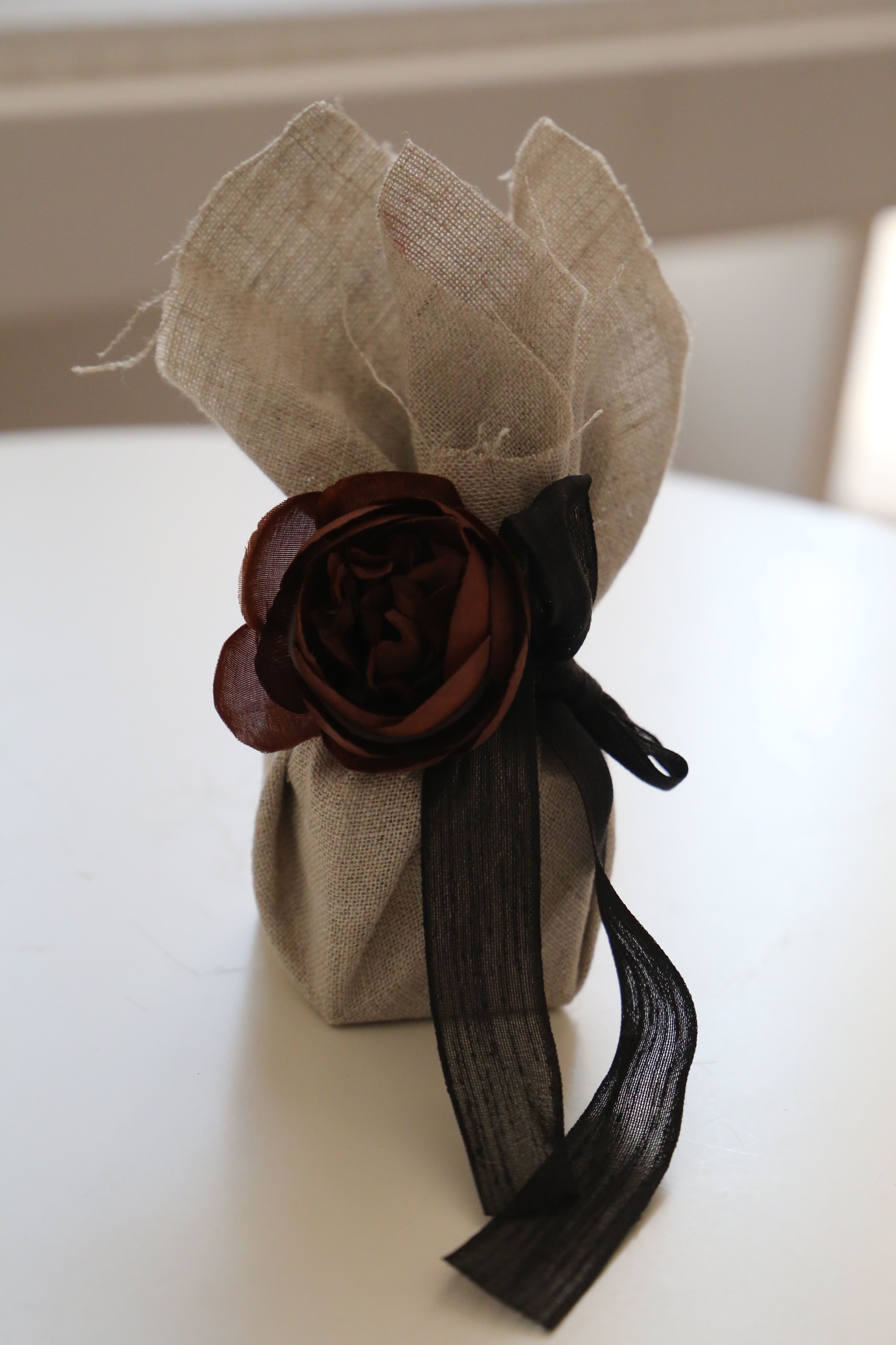 Mia Candle Gift
