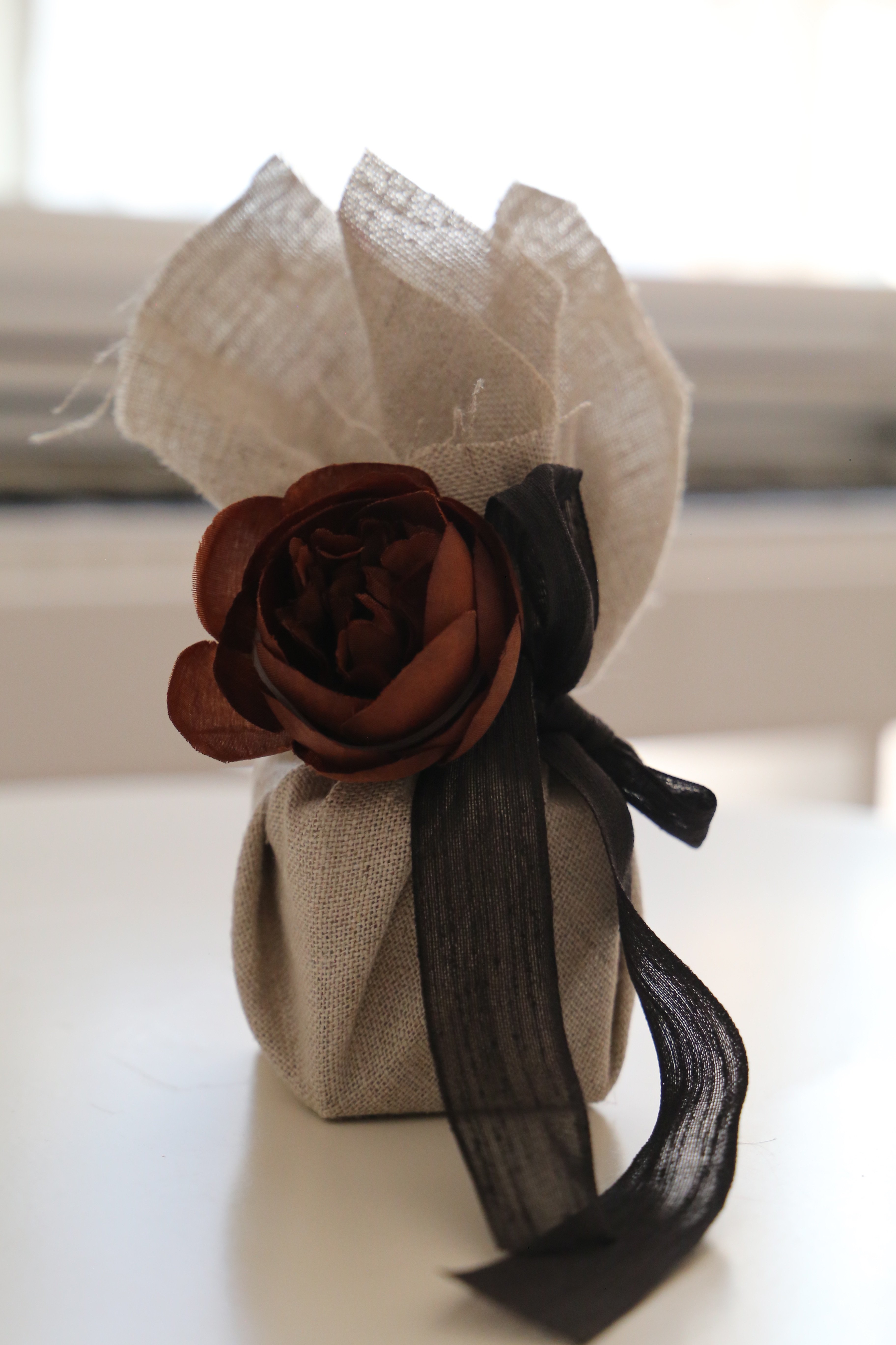 Mia Candle Gift
