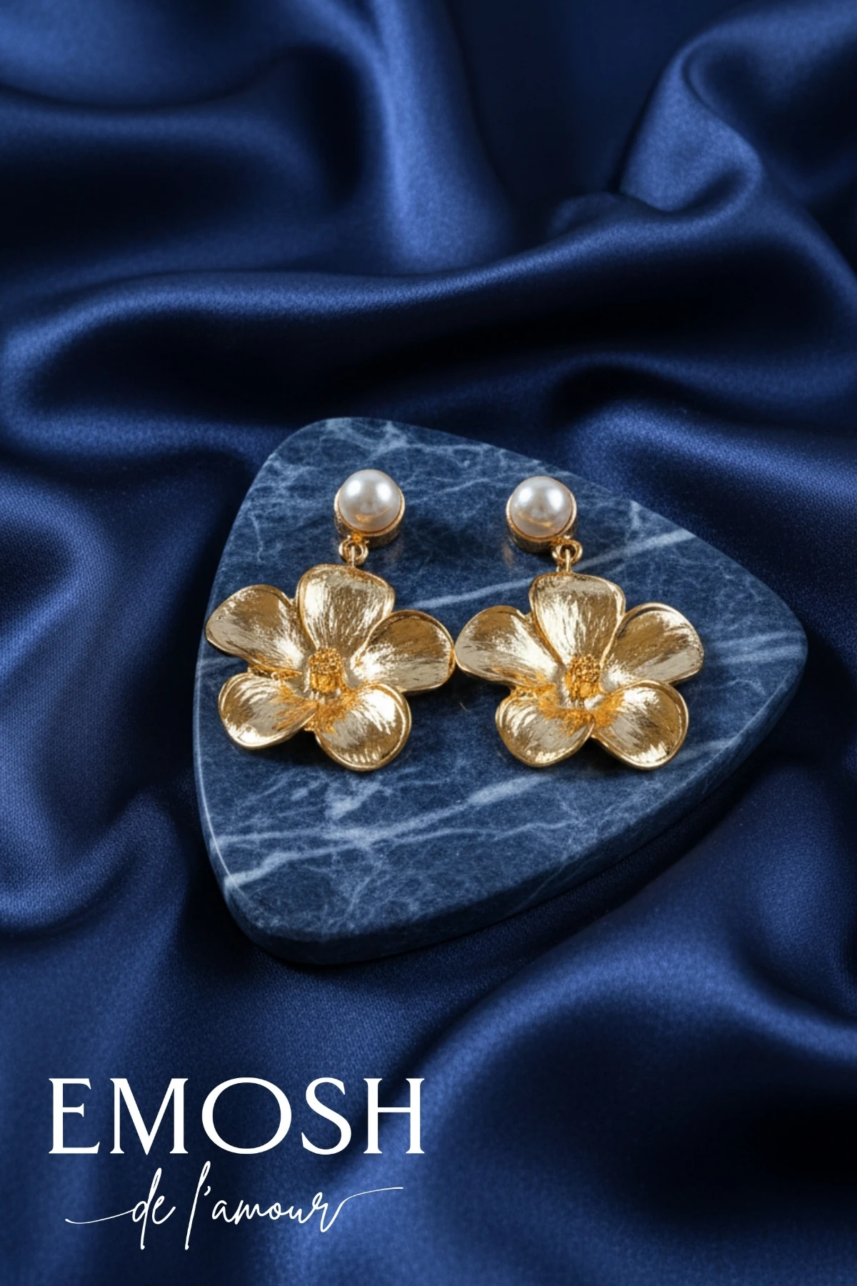 Lüks İnci Başlı Çiçek Sallantılı Küpe - İddialı Moda