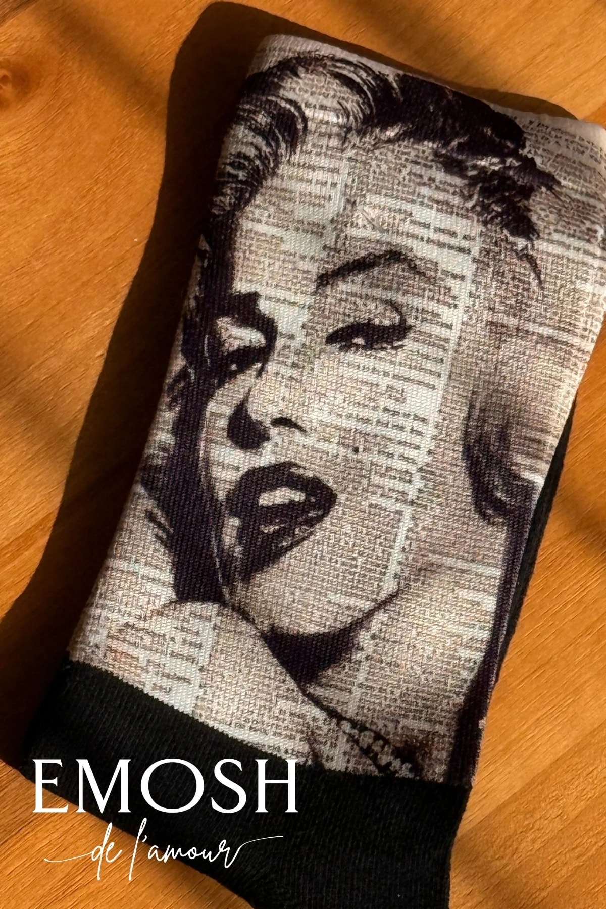 Gazete Desenli Marilyn Monroe Çorap | Retro Vintage Pop Art Soket | 35-40 Beden