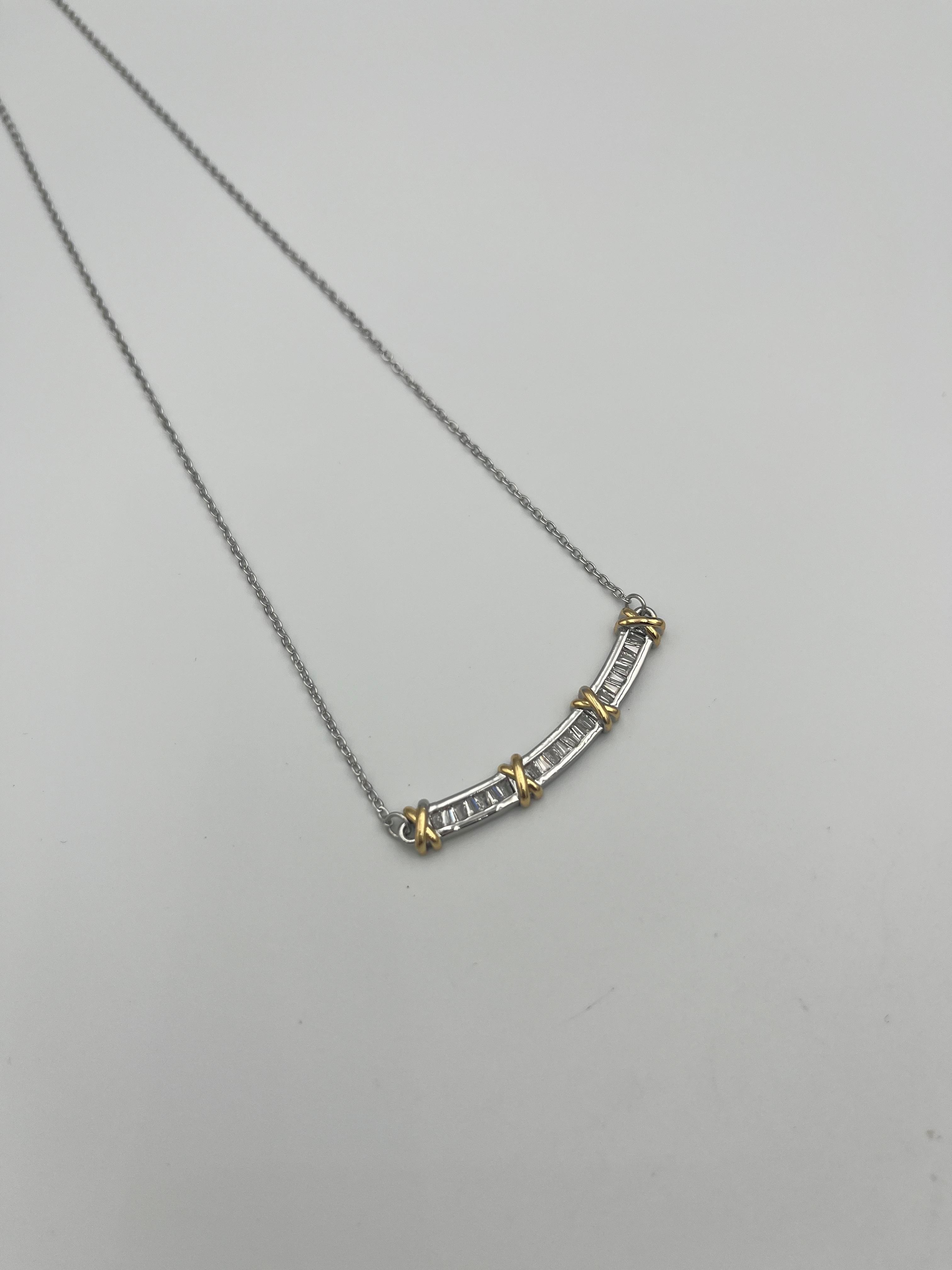 GOLD SİLVER X ÇELİK KOLYE (GÜMÜŞ)