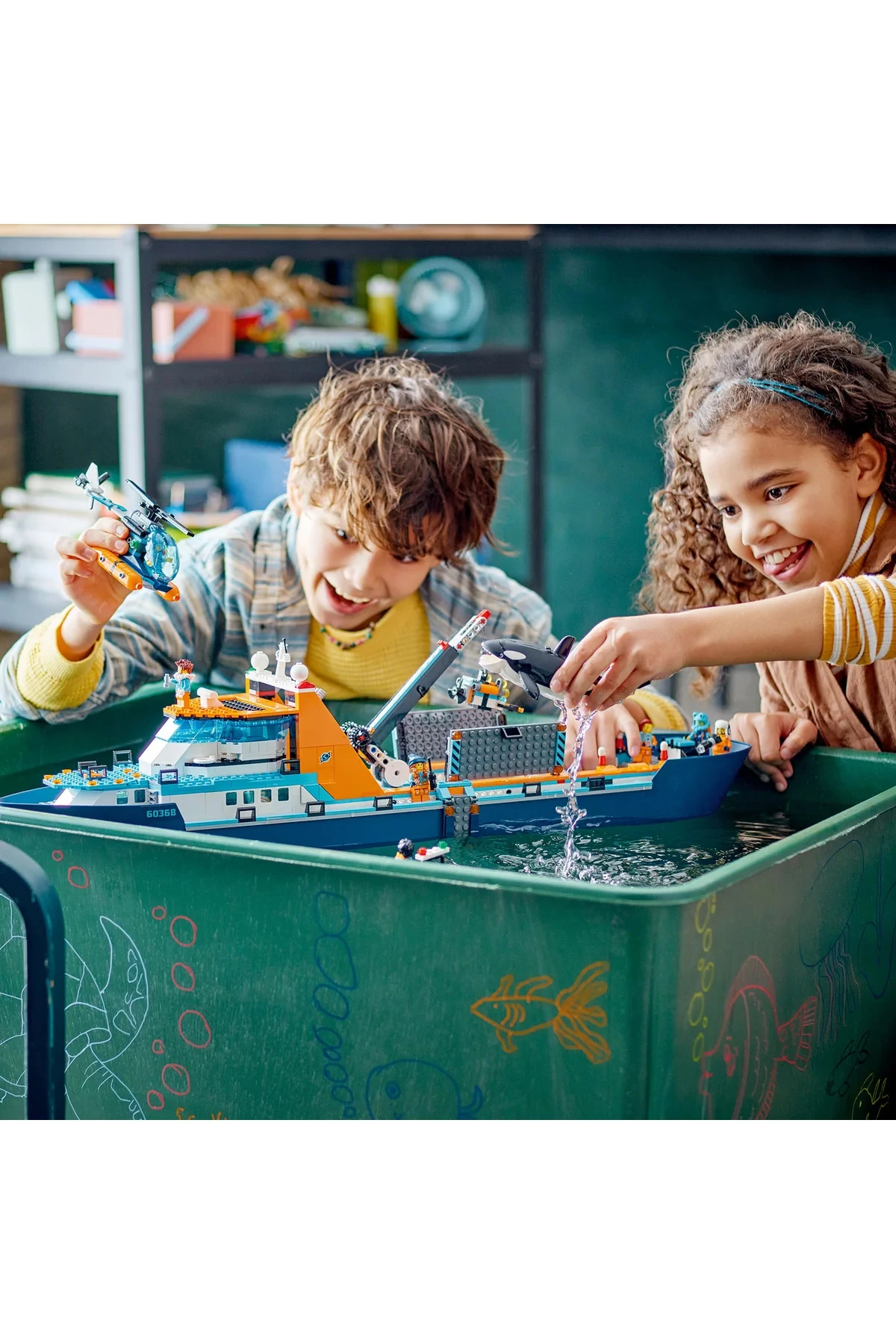 ® City Kutup Keşif Gemisi 60368 - 7+ Yaratıcı Oyuncak Yapım Seti (815Parça)