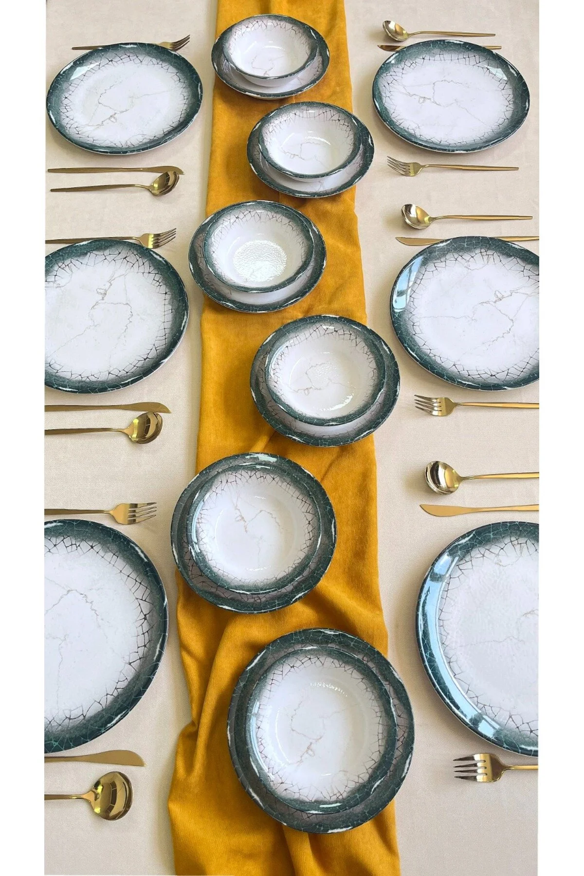 Yeşil Mermer Desenli 18 Parça 6 Kişilik Yemek Takımı – Doğal Mermer Şıklığı ve Modern Sofra Zarafeti